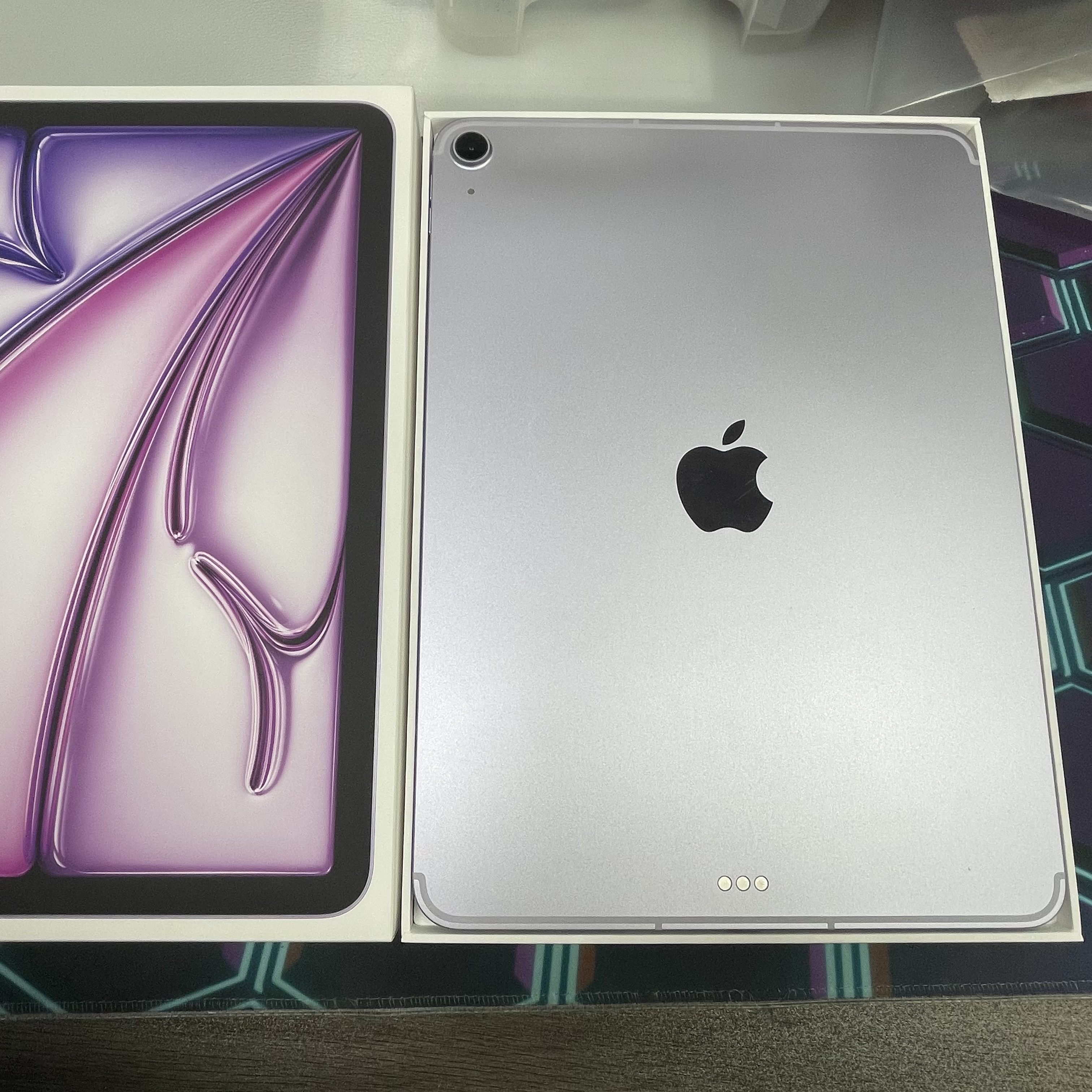 *7913100 iPad Air 8 完美機 256GB 5G版 紫色 purple