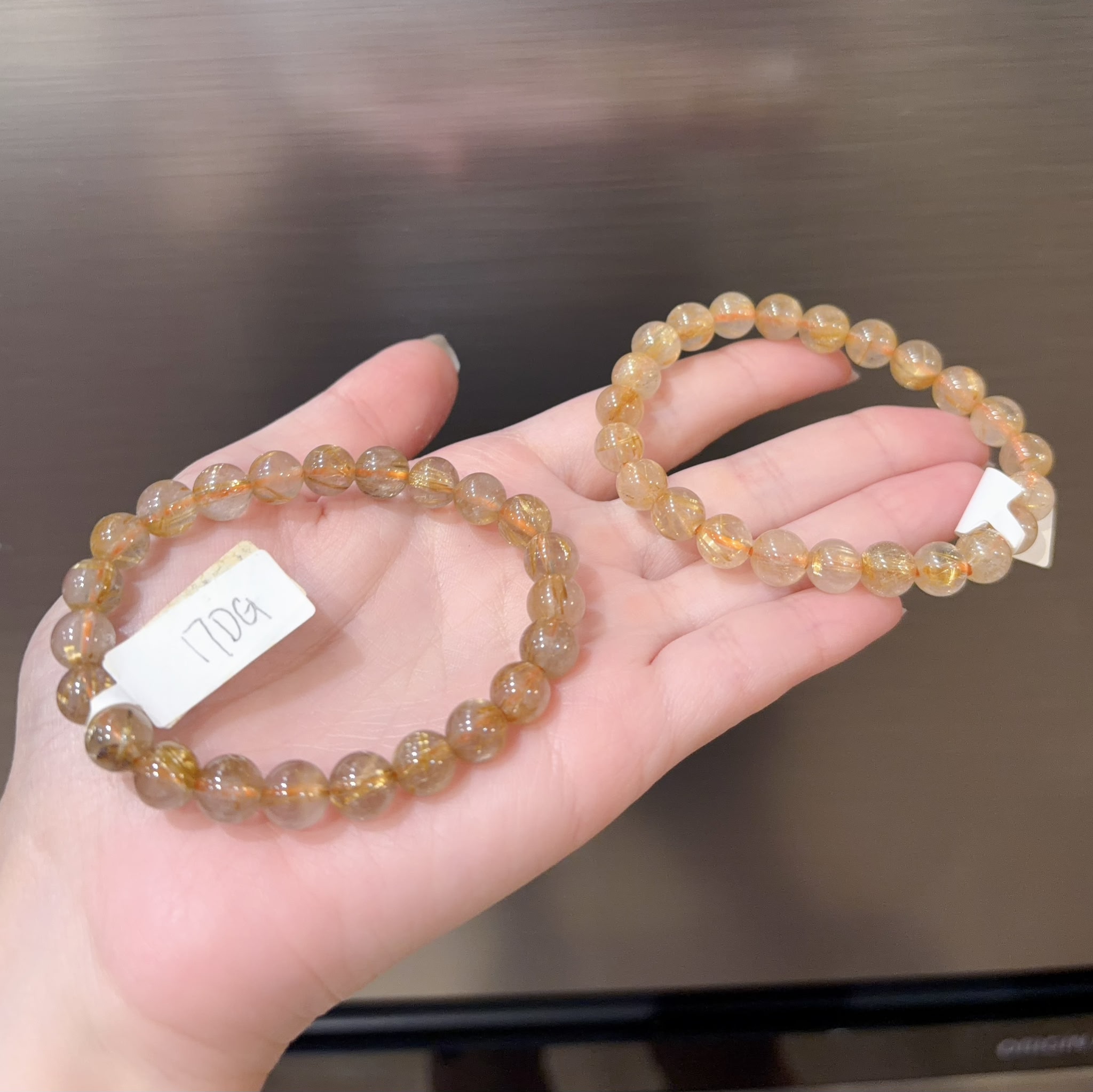 金髮晶手串