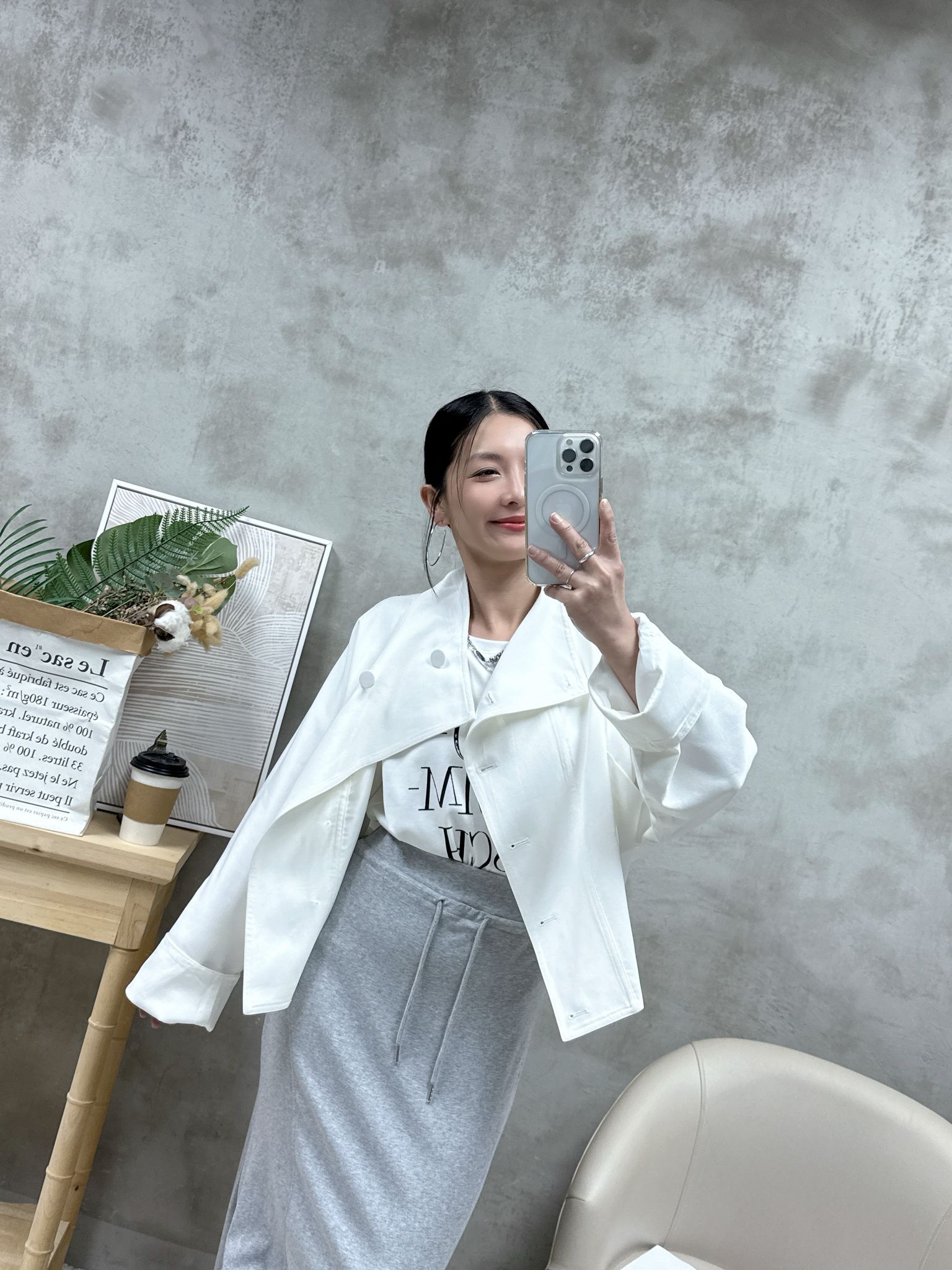 B07 大反領扣鈕外套