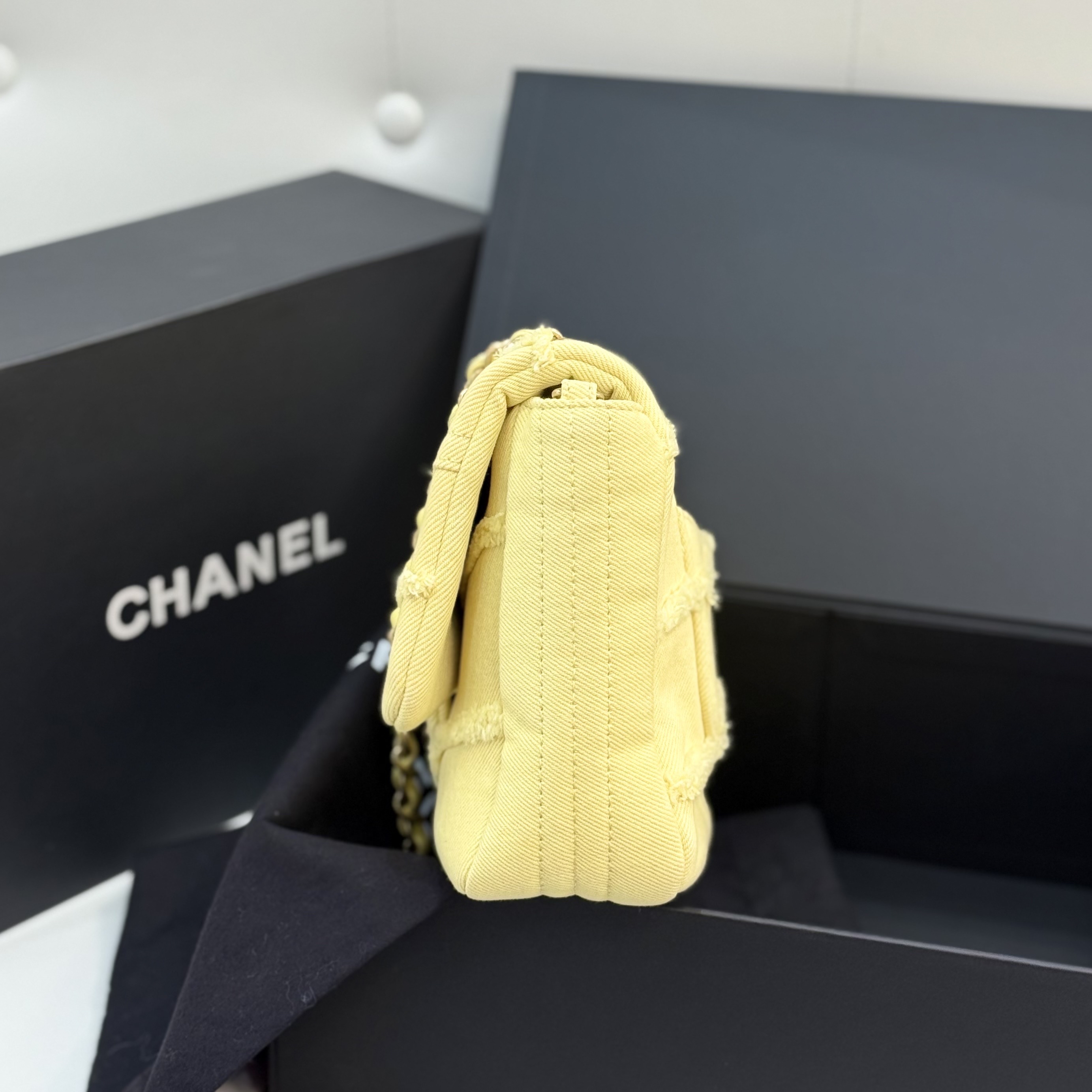 【預訂貨品】Chanel小雞黃牛仔布方胖子 