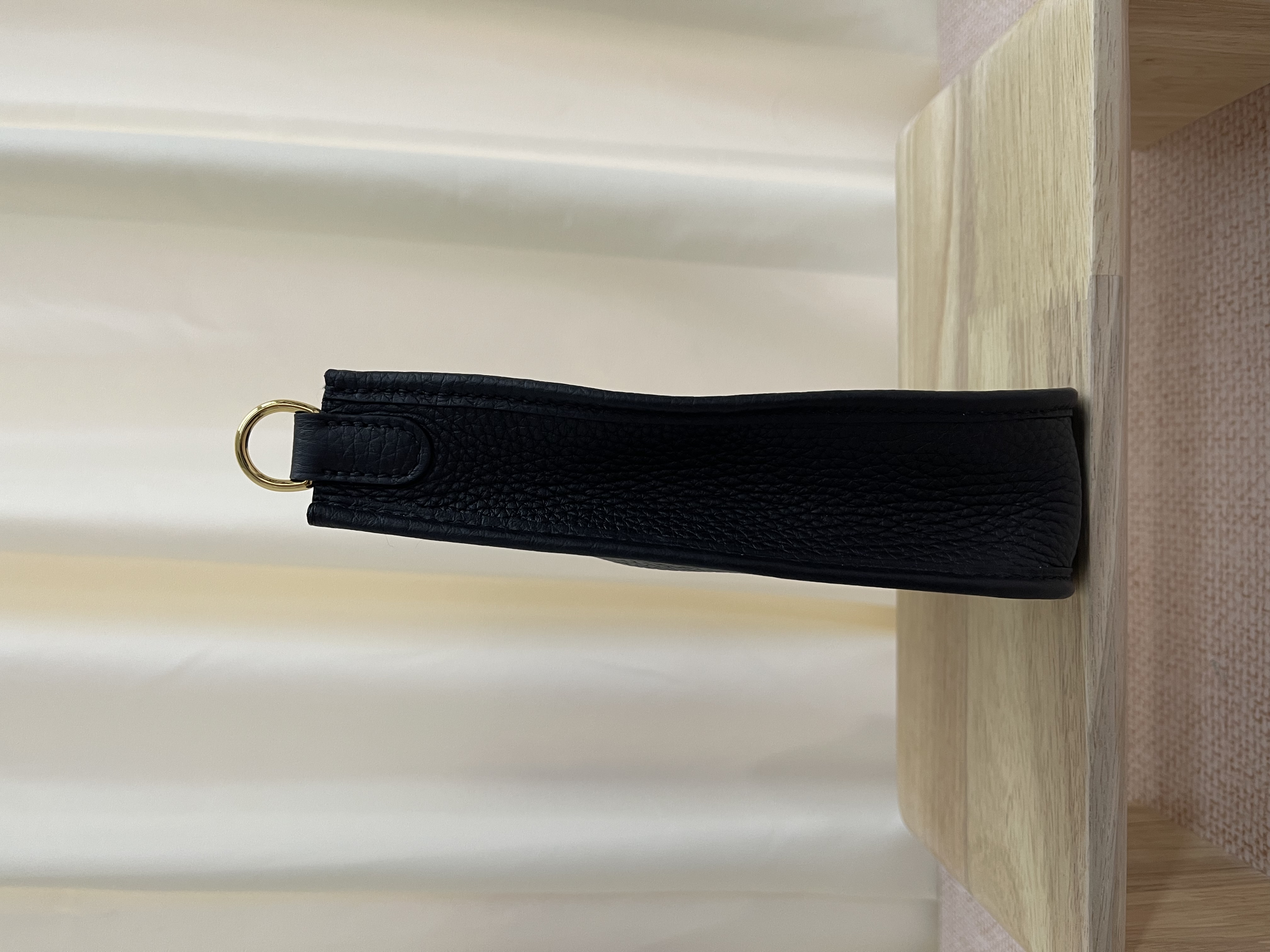 Pre-Owned HERMES MiniE / Stamp W / Product Code: 26022503