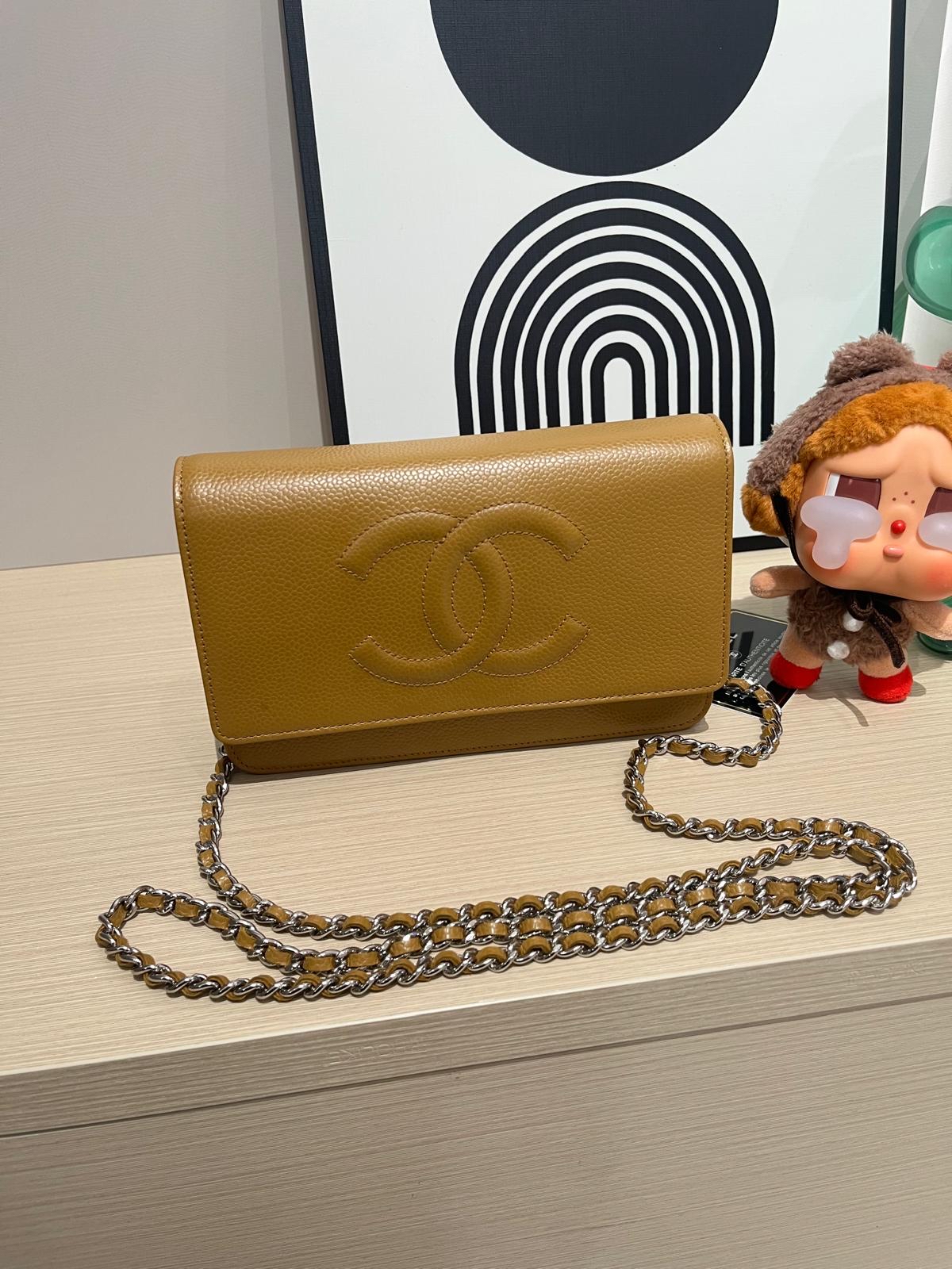 Chanel wallet on chain 荔枝牛皮 100%Authentic ,99%new閑置品  ✅17CARD✅盒 