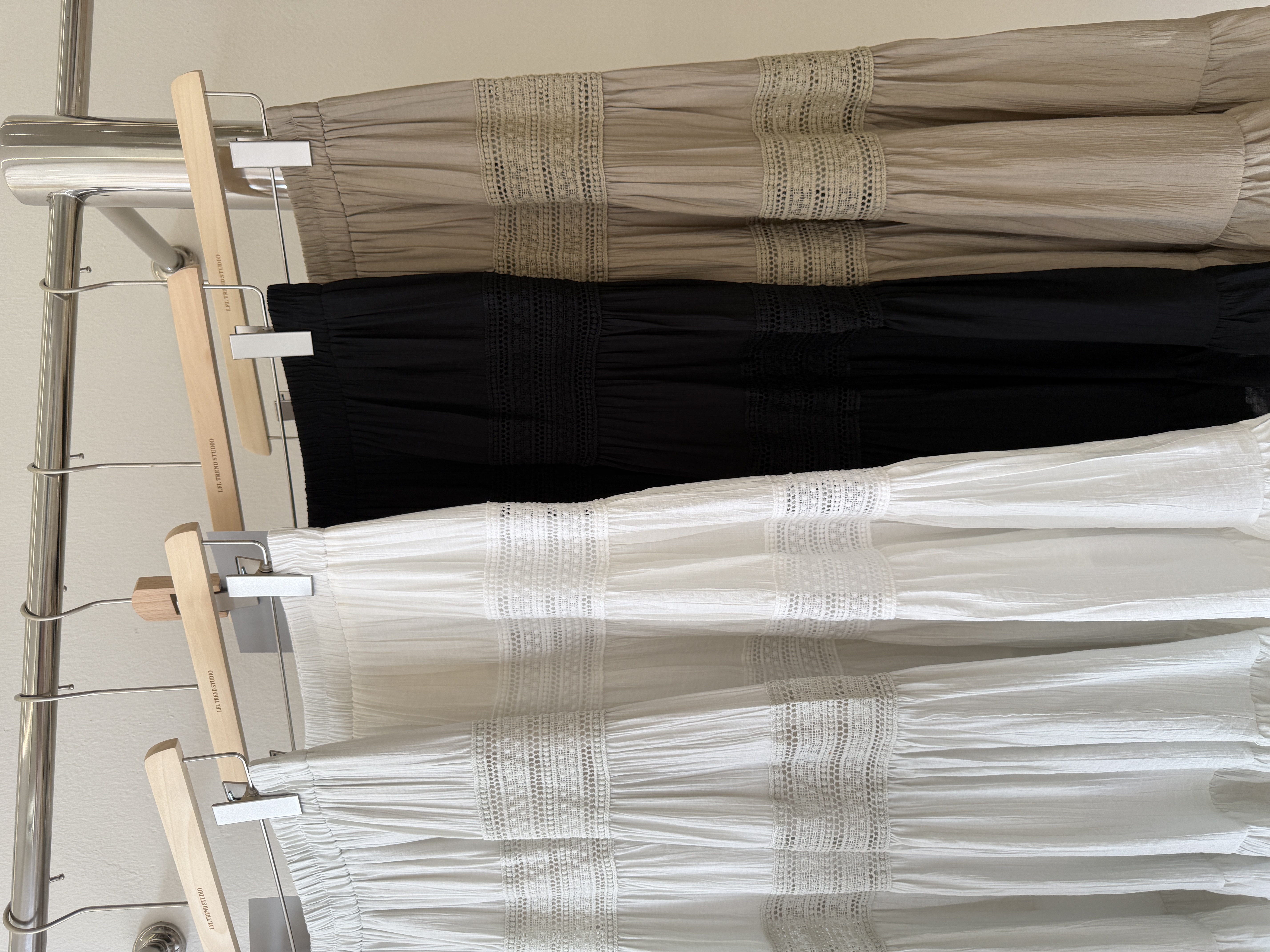 6595 韩系温柔镂空半身长裙