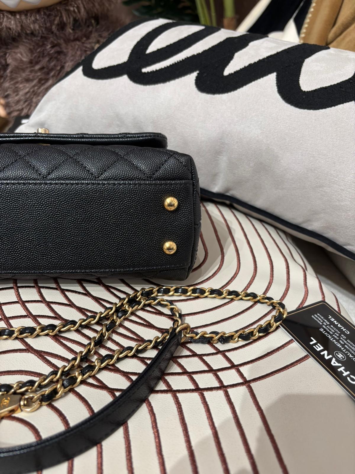Chanel coco handle small 黑色荔枝牛皮 100%Authentic ,95%new  ✅26 card✅dust bag✅box