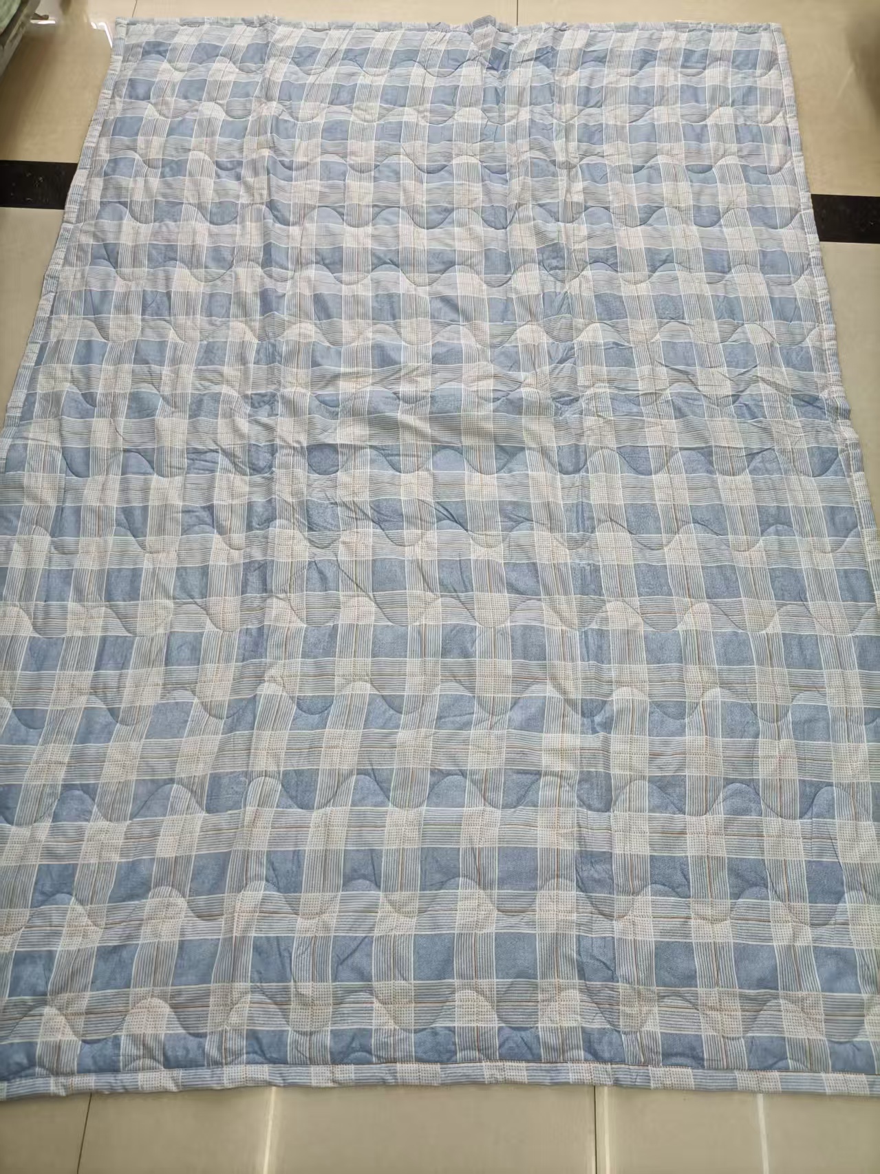 夏被 多针 