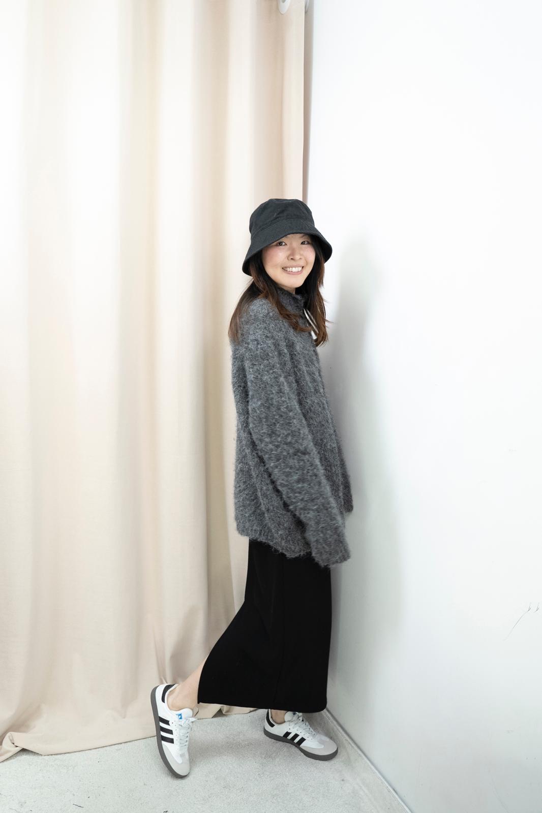 馬海毛鬆鬆針織毛衣（灰色）