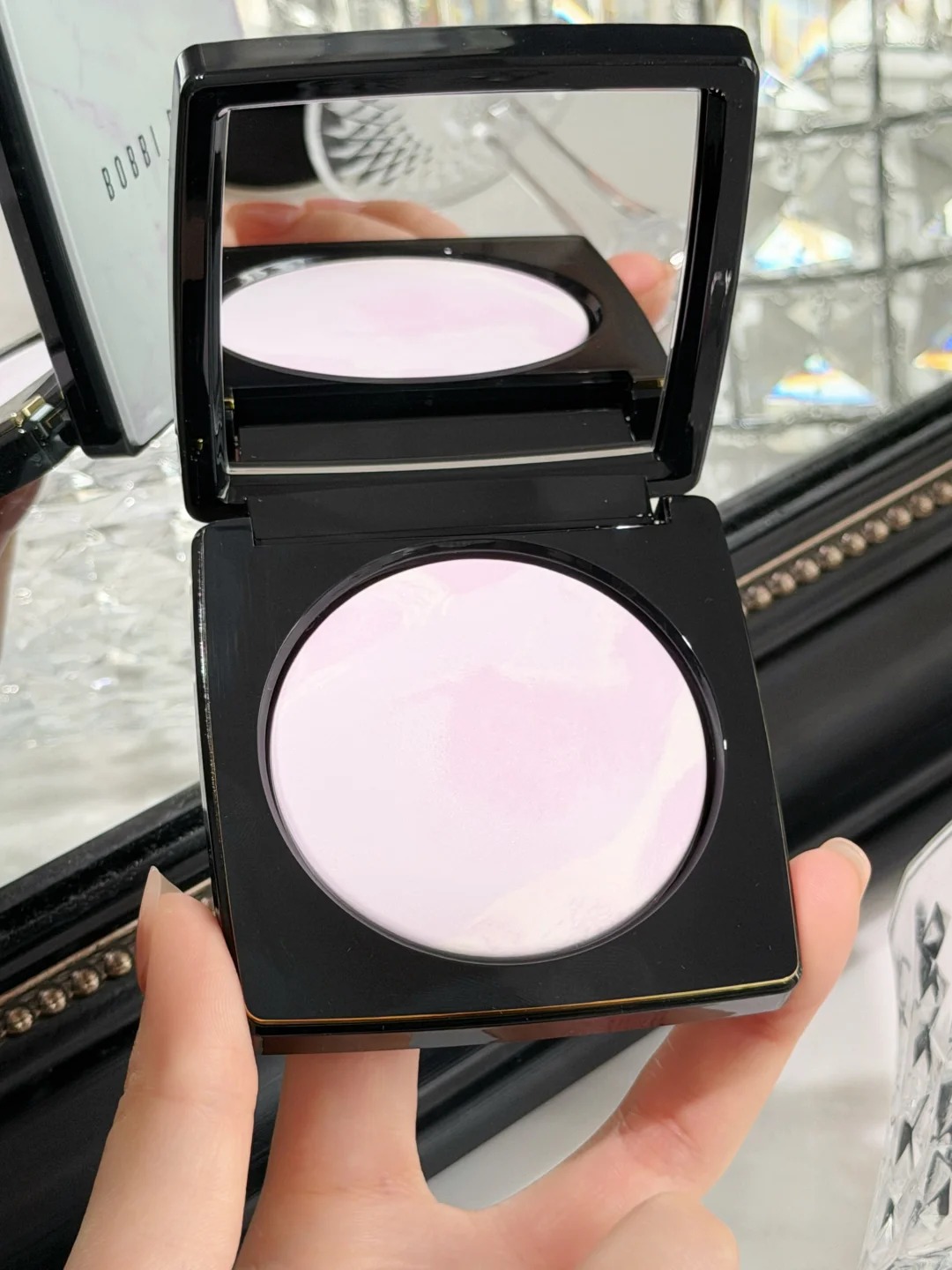 2026限定！Bobbi Brown 芭比波朗 BB 薰衣草紫五花肉粉餅