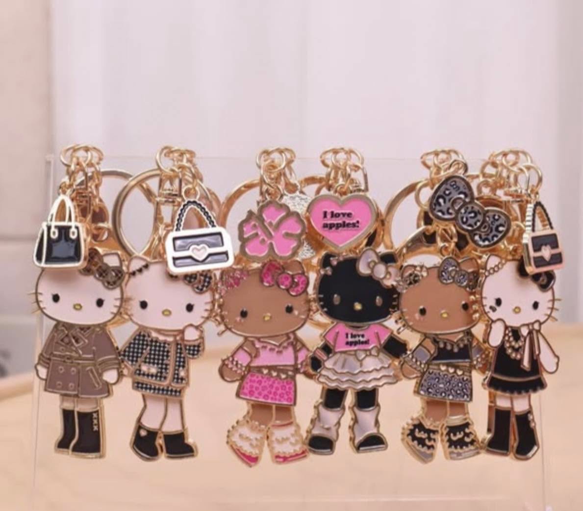 （約6月尾到貨）🇹🇼台灣超商限定 限量長腿Kitty 金屬吊飾 隨機款式💕