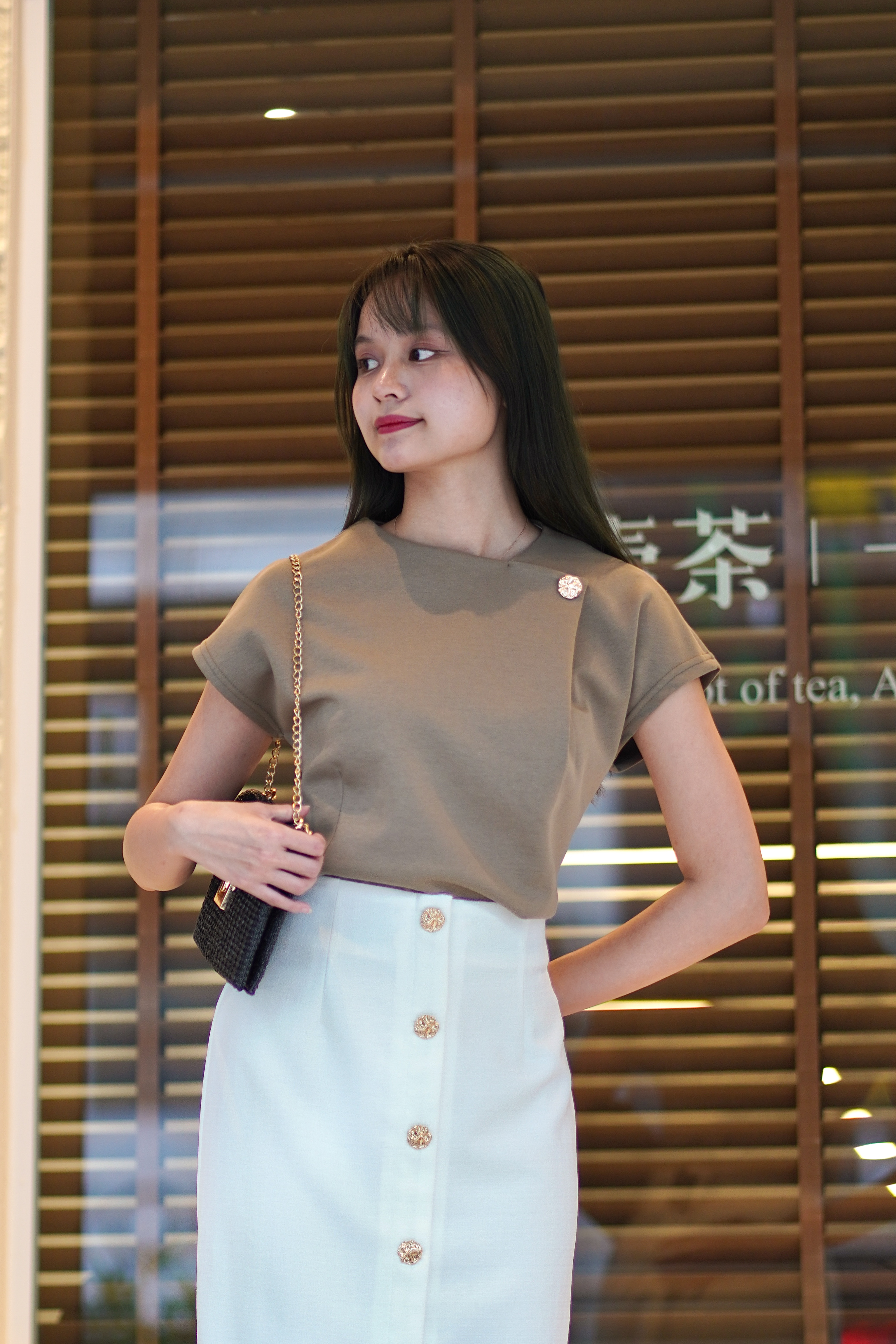 30709 Minimal Cap Sleeve Structured Top