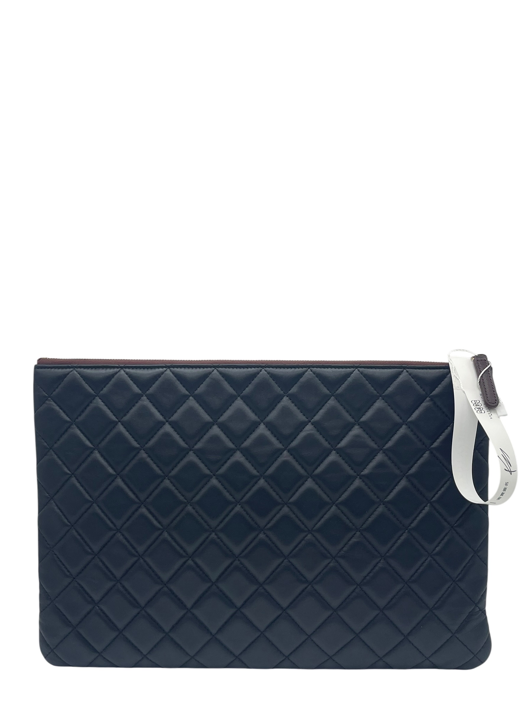 Pre-Owned CHANEL O Case Clutch / Product Code: 26061101