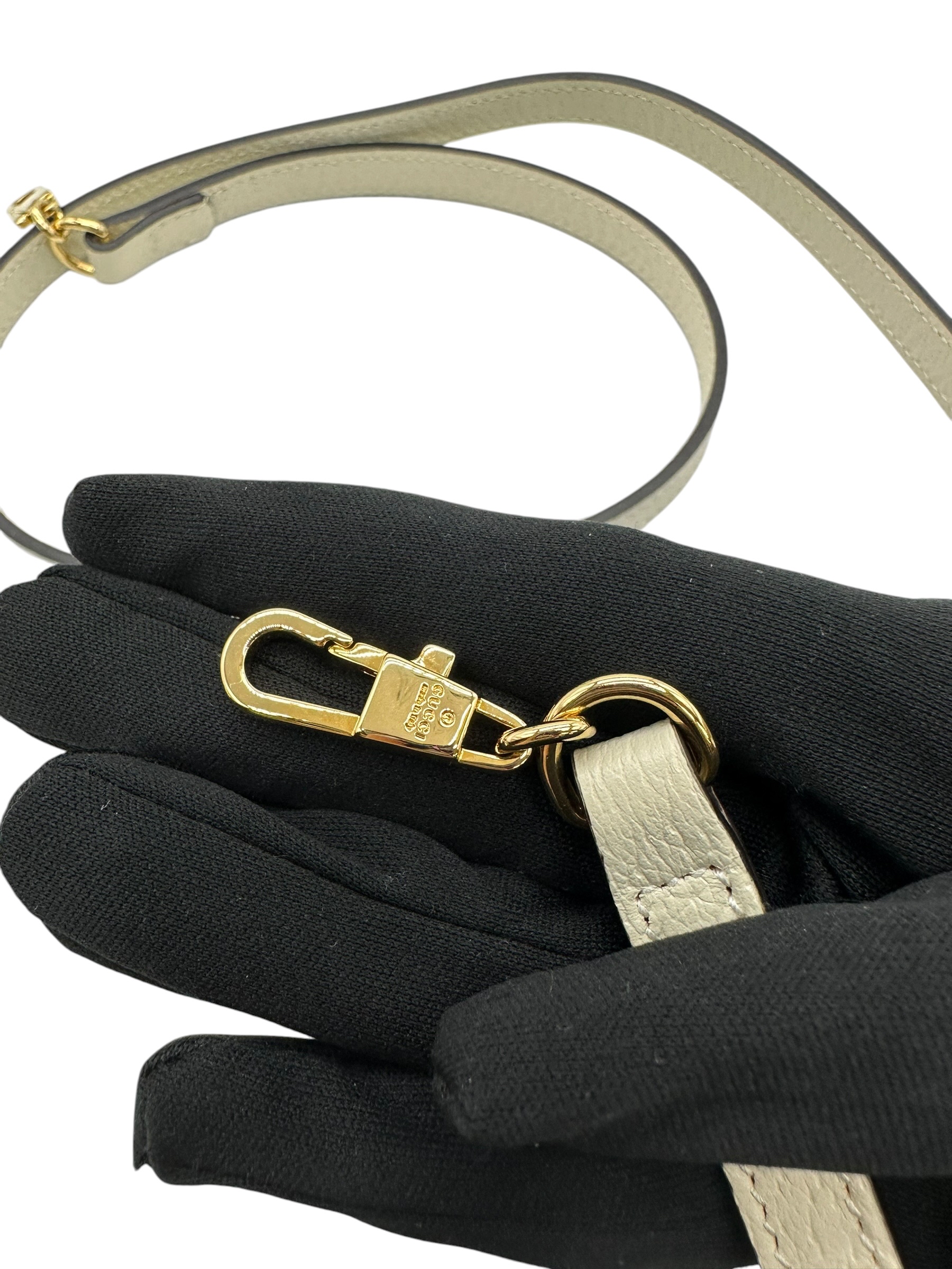 Pre-owned GUCCI Diana / Product Code: 070604