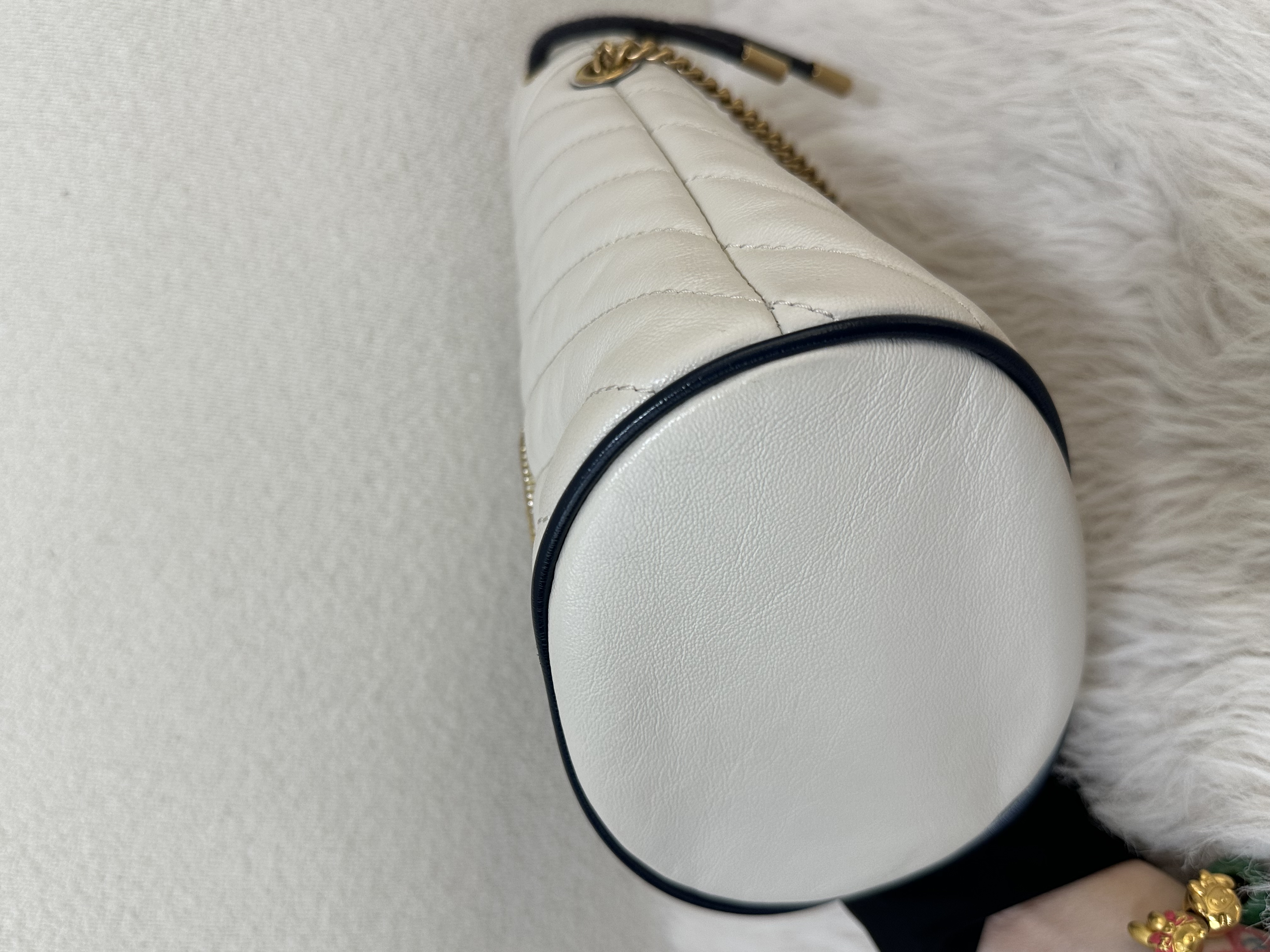 Pre-Owned GUCCI Bucket Bag / Product Code: 26022416