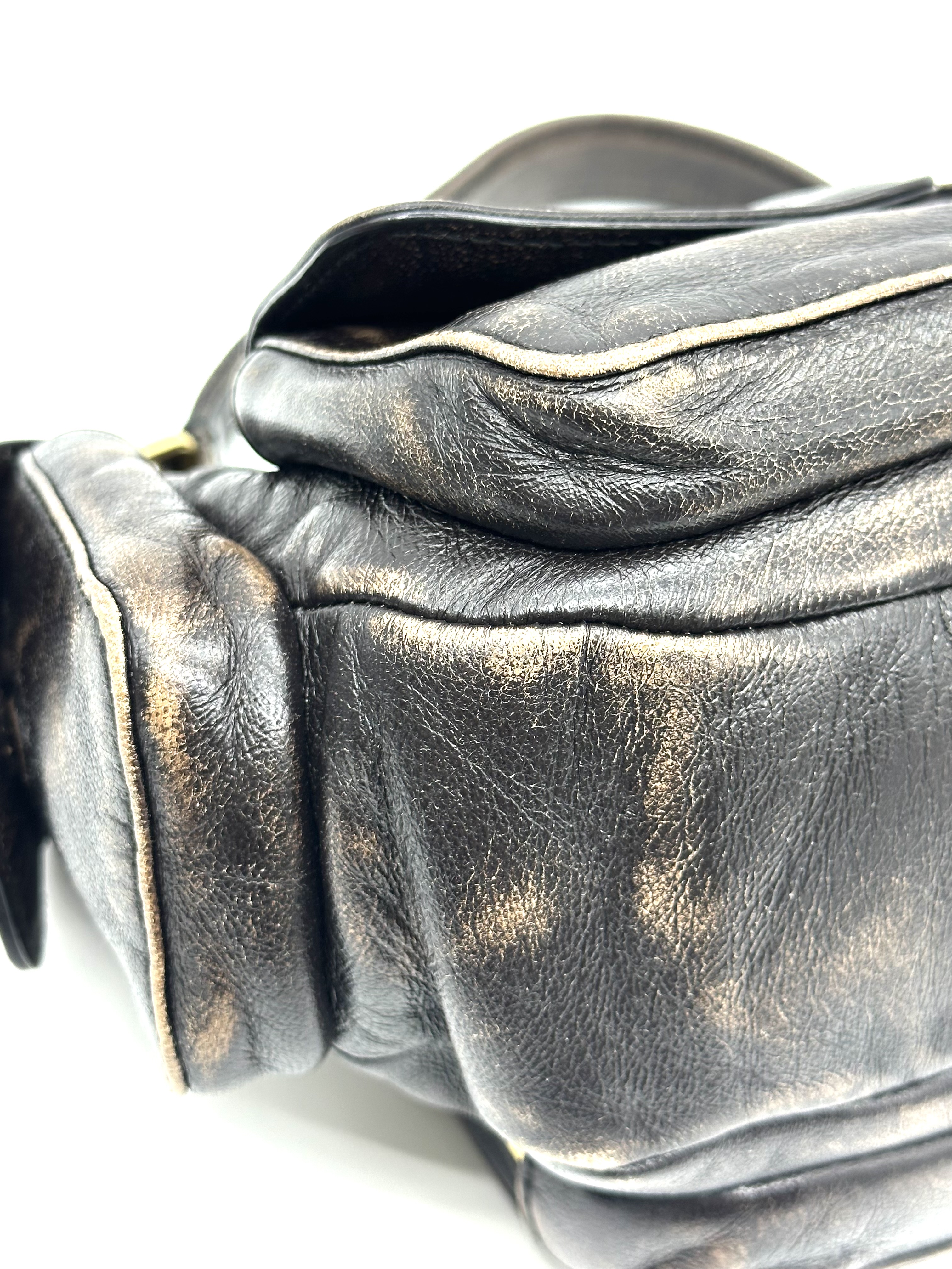 Pre-Owned MIU MIU Nappa Leather Pocket Bag / Product Code: 26042108