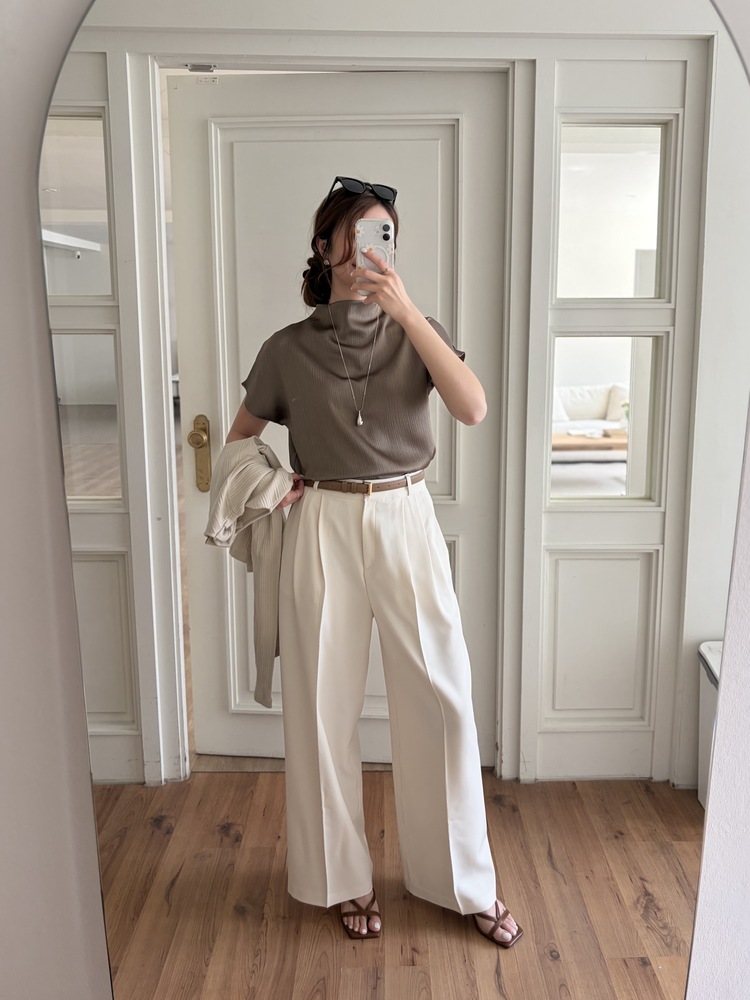 Timeless Pleated Flow Pants (Ivory)