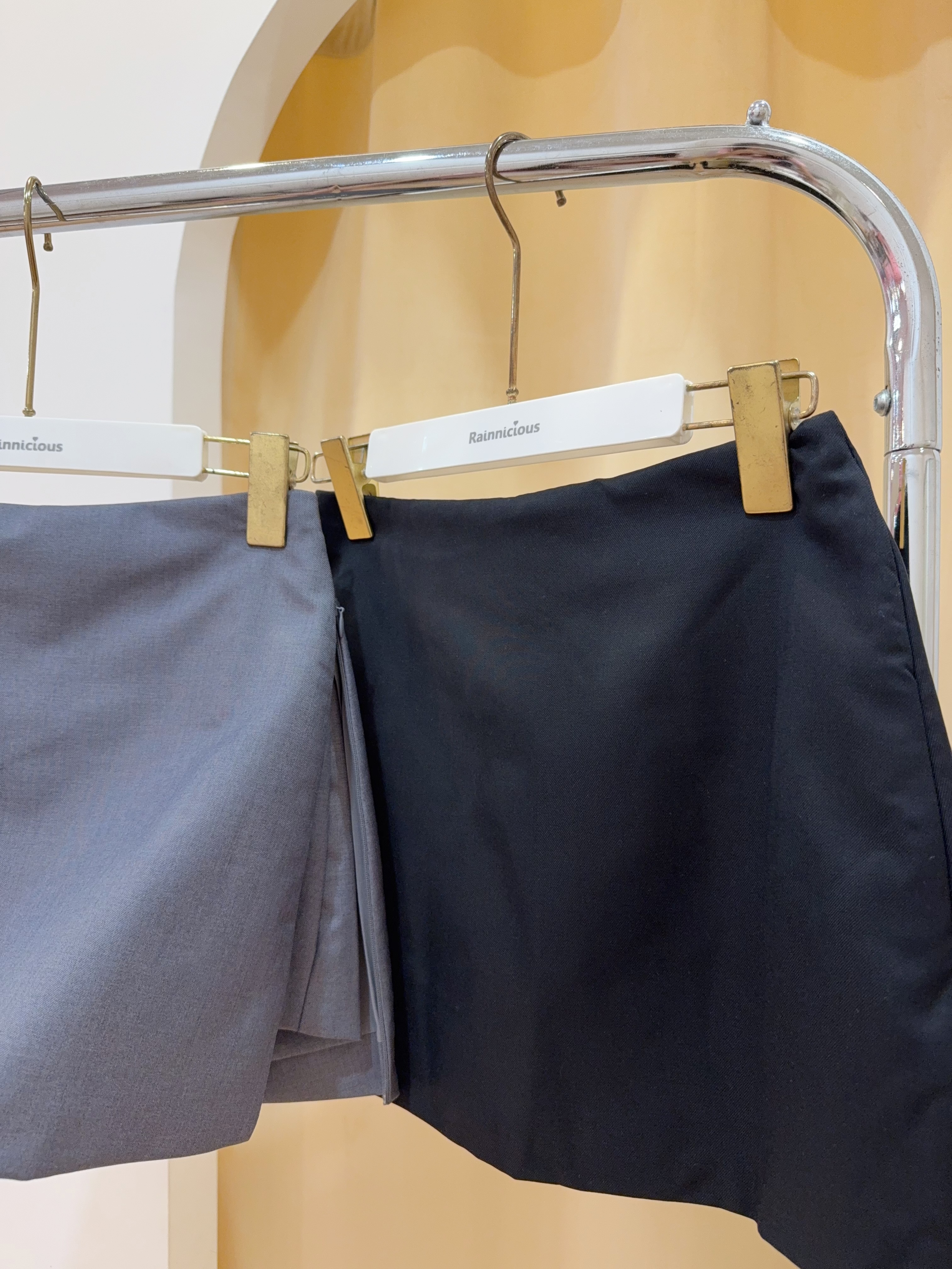 西装A字半身短裙 R2667