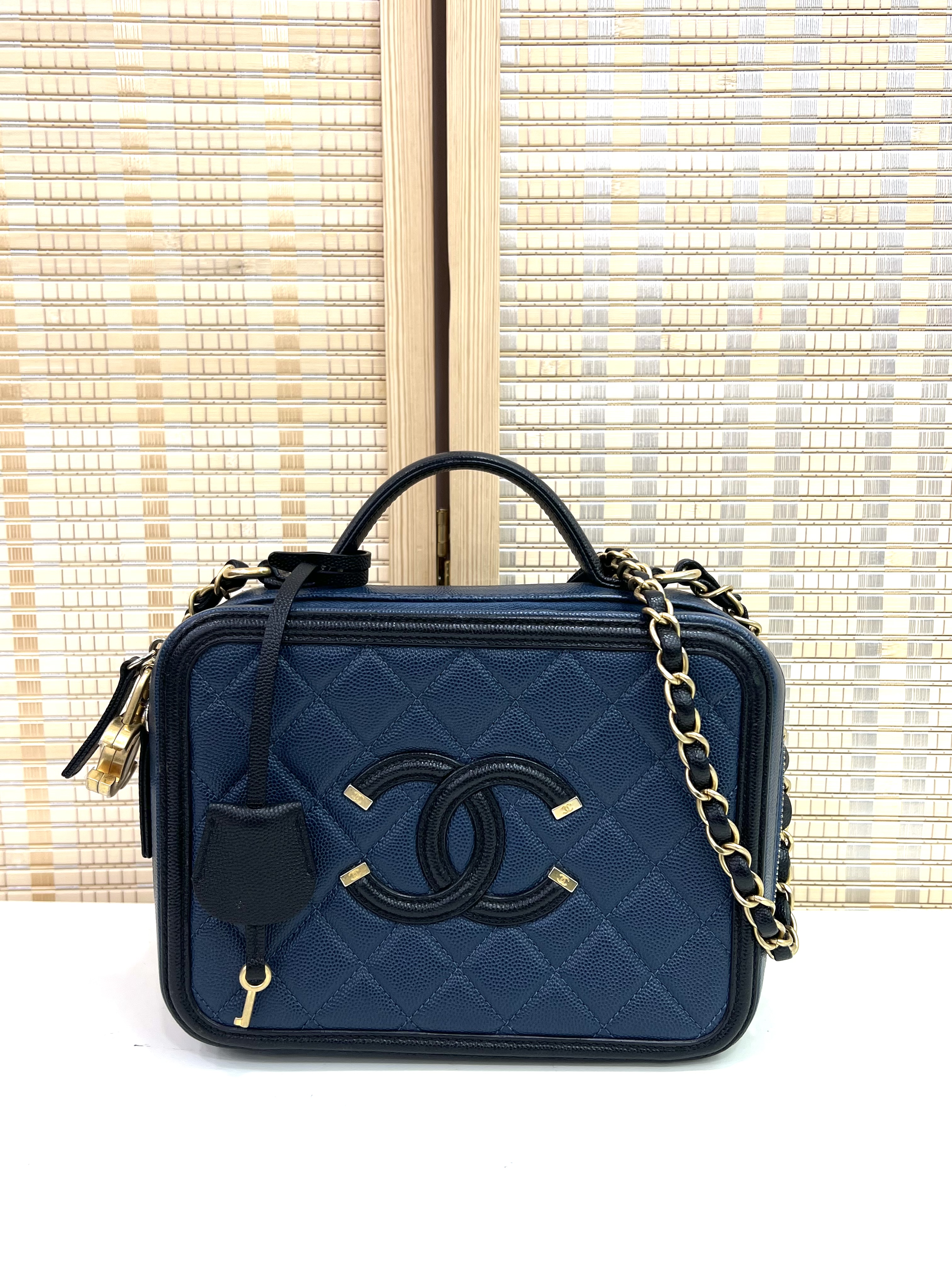 直播貨品 |  [1個-$100 2個-$300］GG74