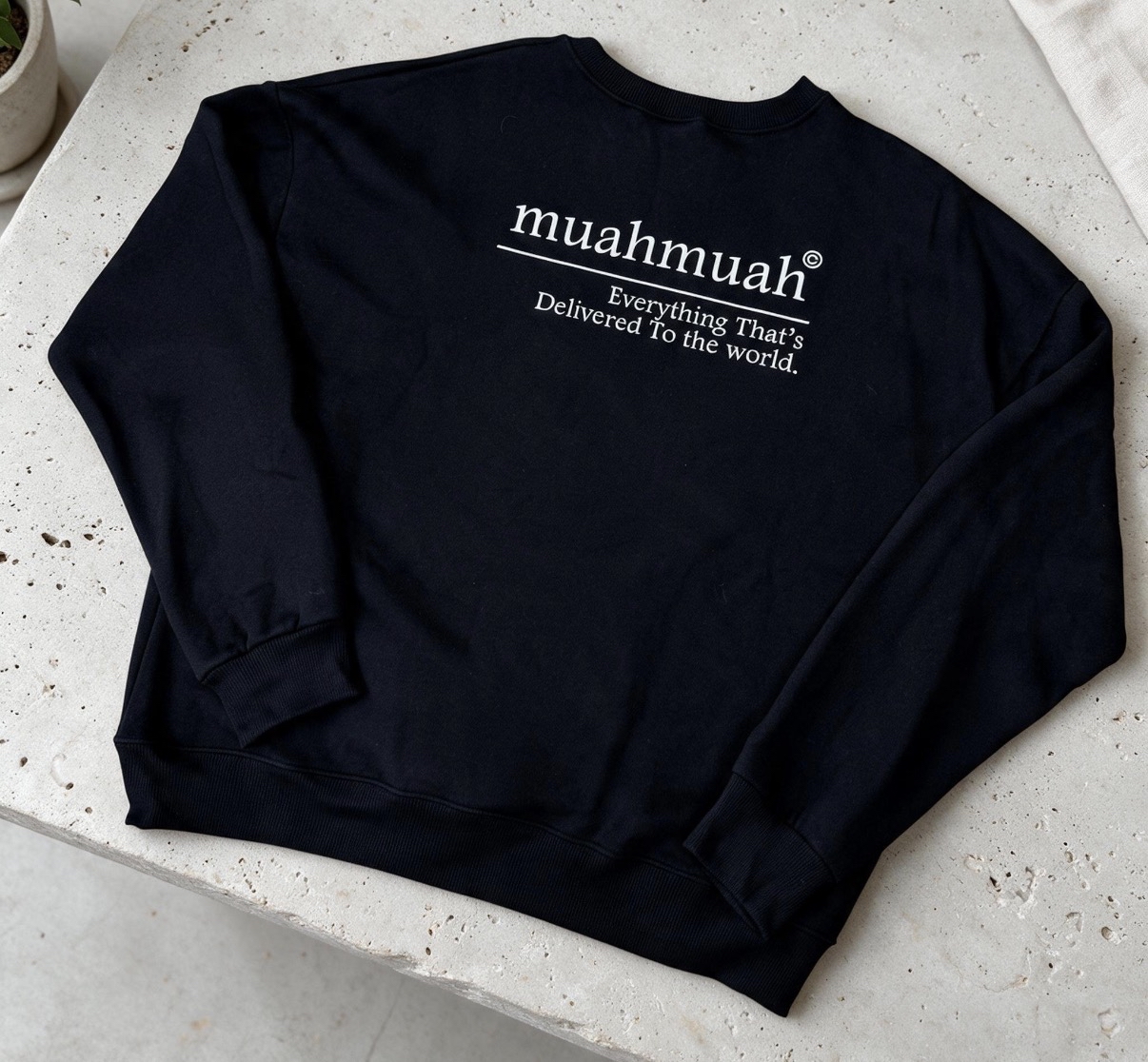 Muahmuah Small Logo Sweater Black