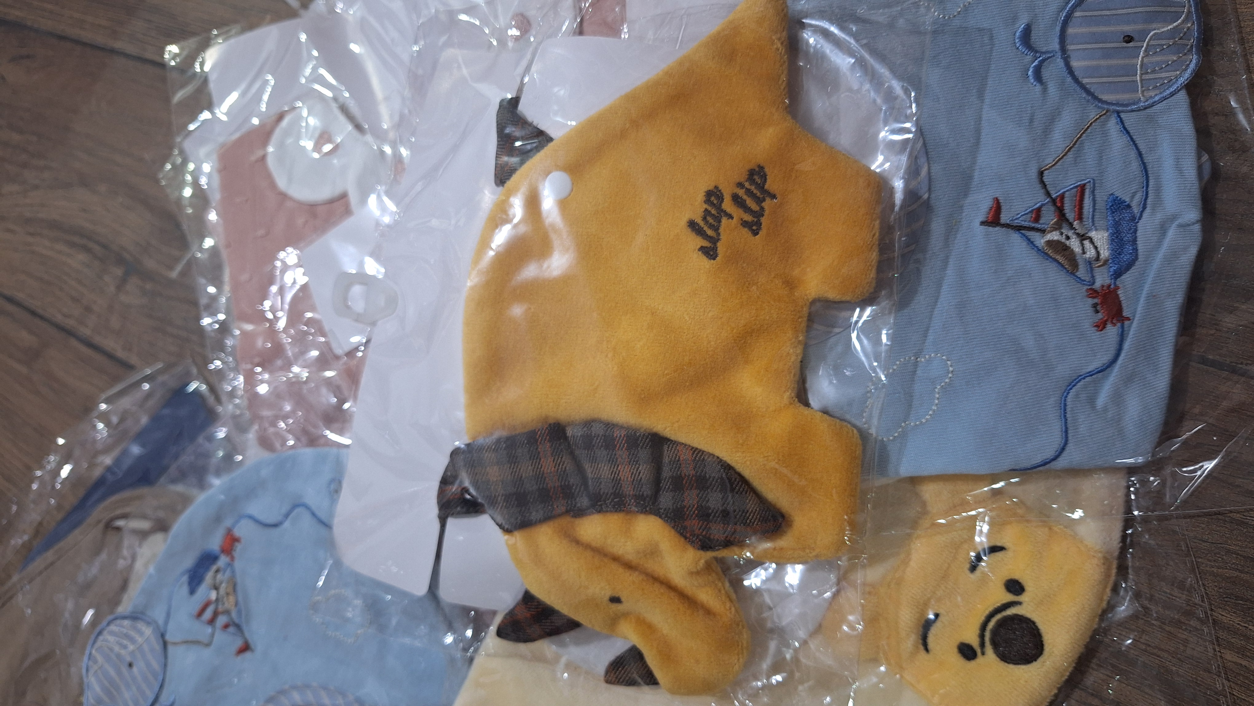 單個裝漂亮造型口水巾