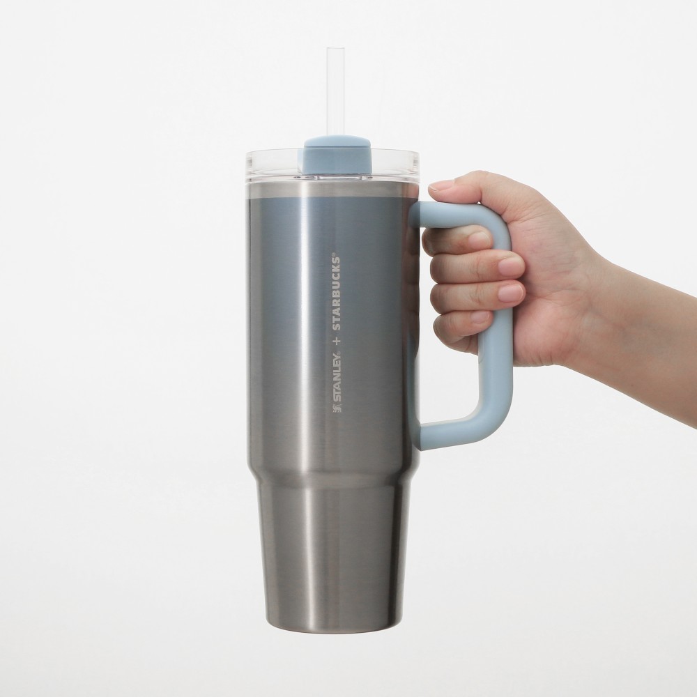《日本🇯🇵 STARBUCKS 2026 Feel the Breeze 限定系列》STANLEY 3 WAY冰藍漸變不鏽鋼保溫杯 887ml