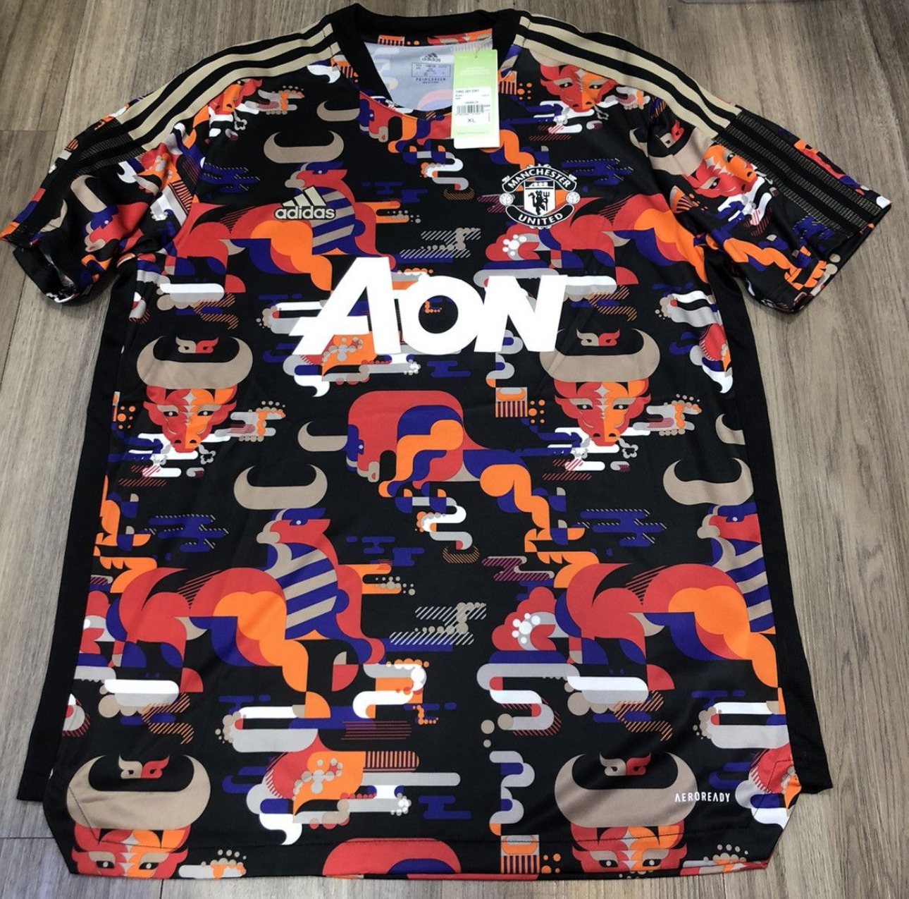 Manchester United Chinese New Year special training shirt 
