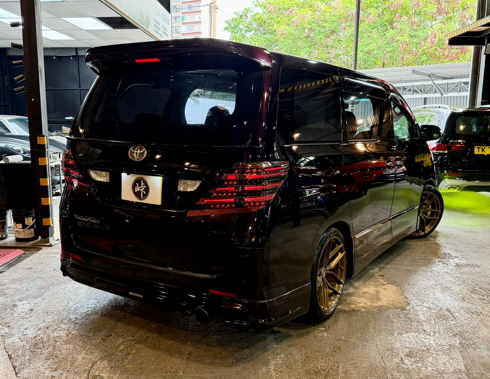 Toyota Vellfire 2.4 Modellista 2005