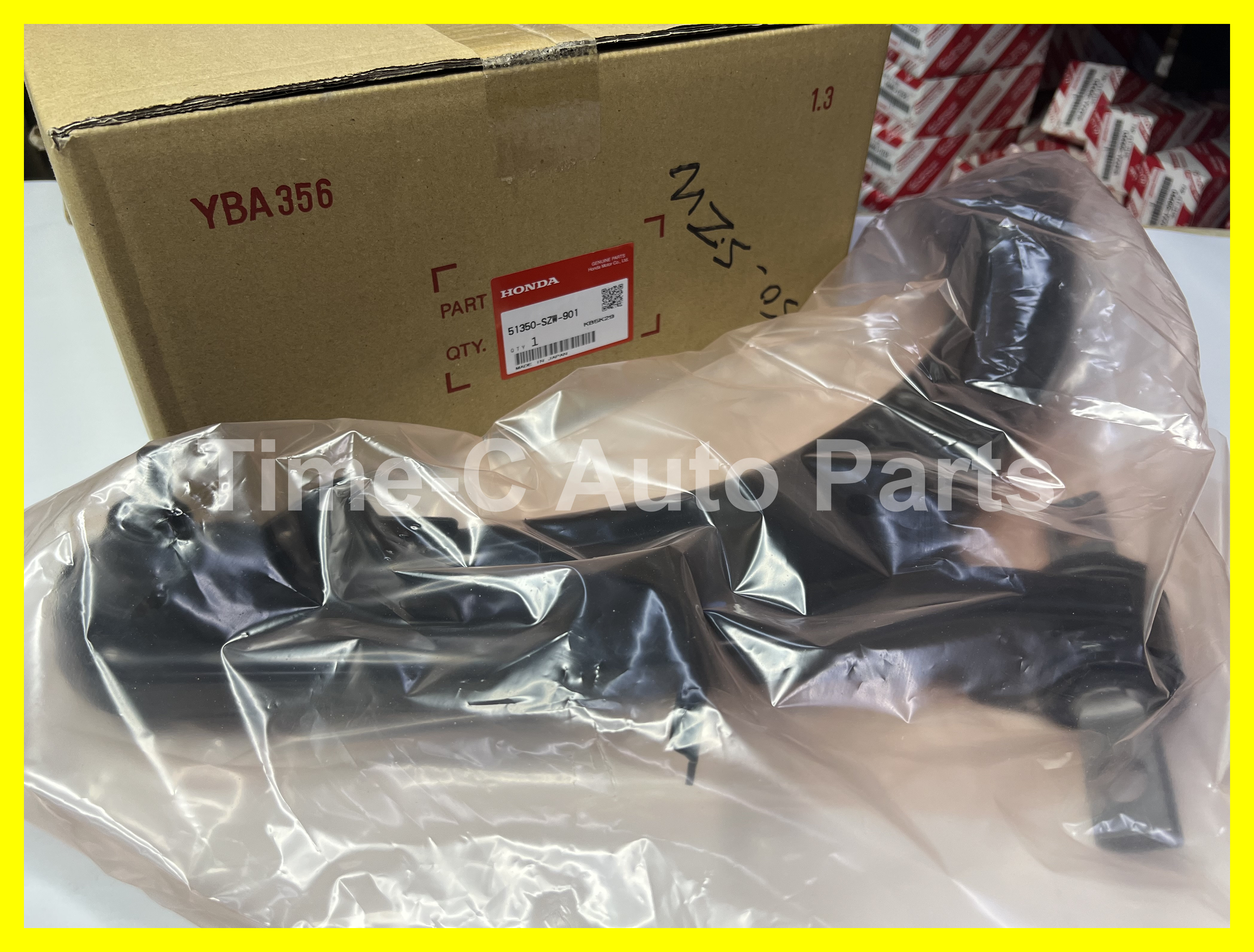 右下叉架 51350-SZW-901 - Honda Stepwgn RK