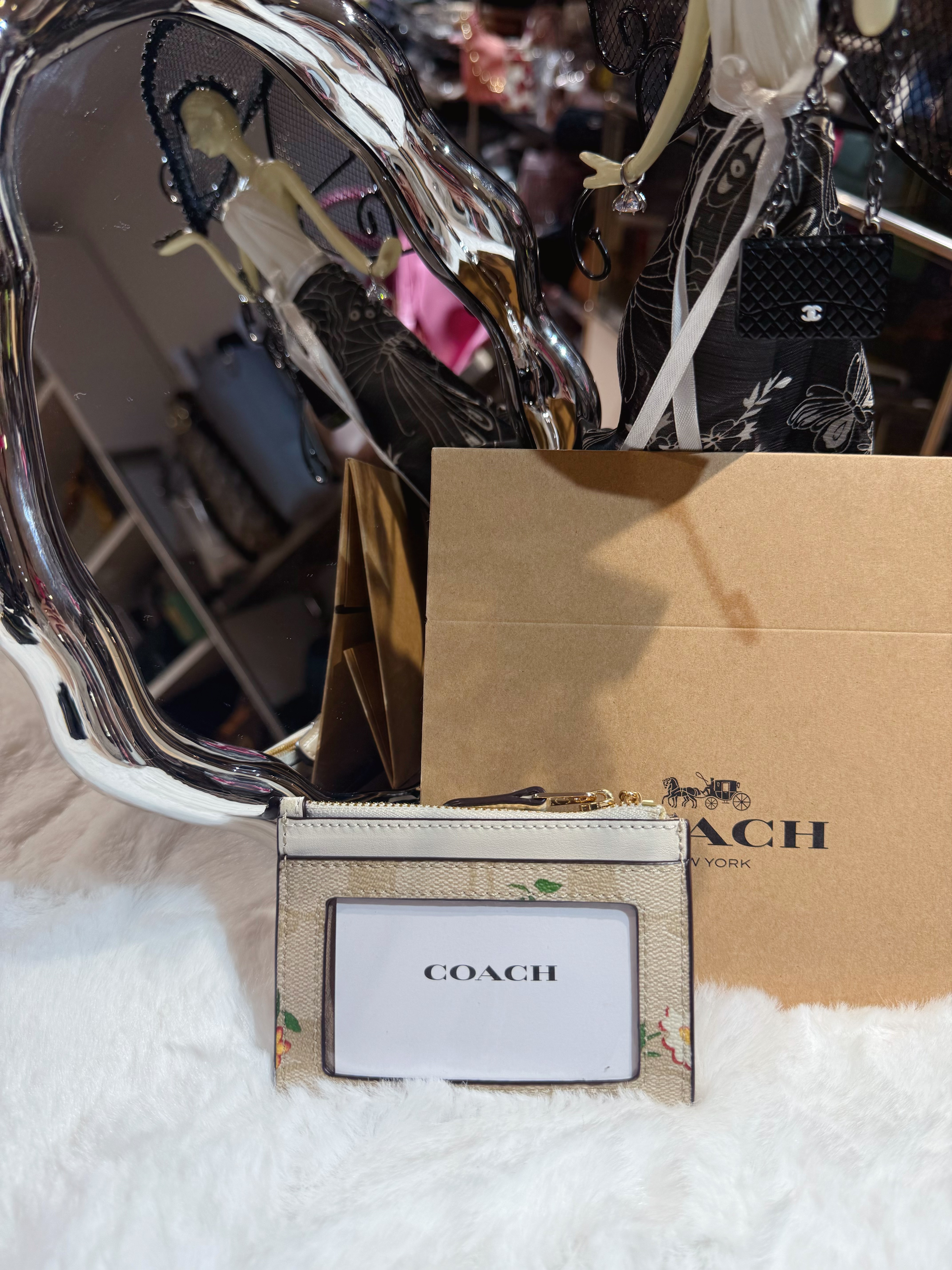 Coach card coin case white/m/floral