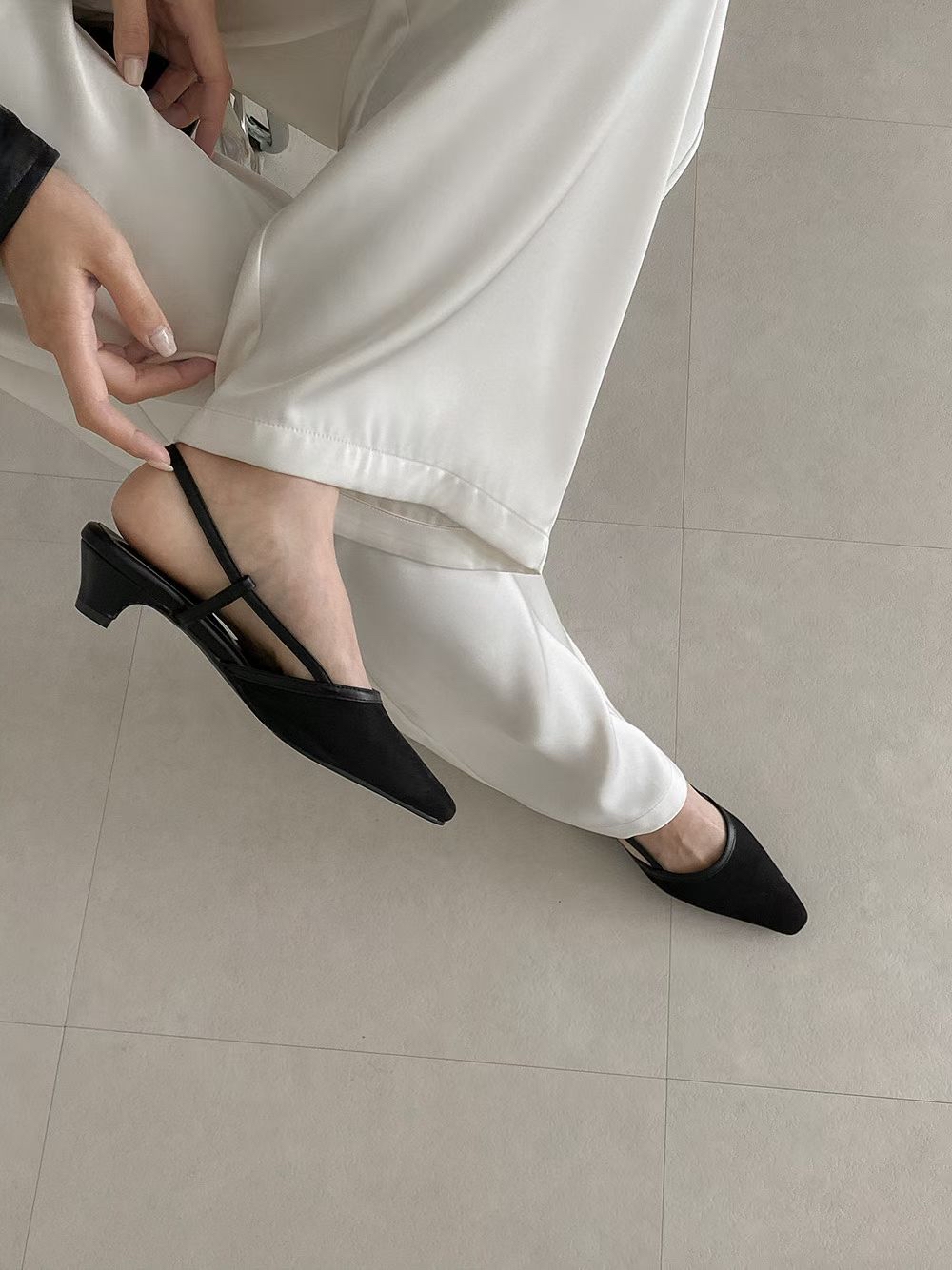 秋冬絨面Slingback pumps (踭高4cm)