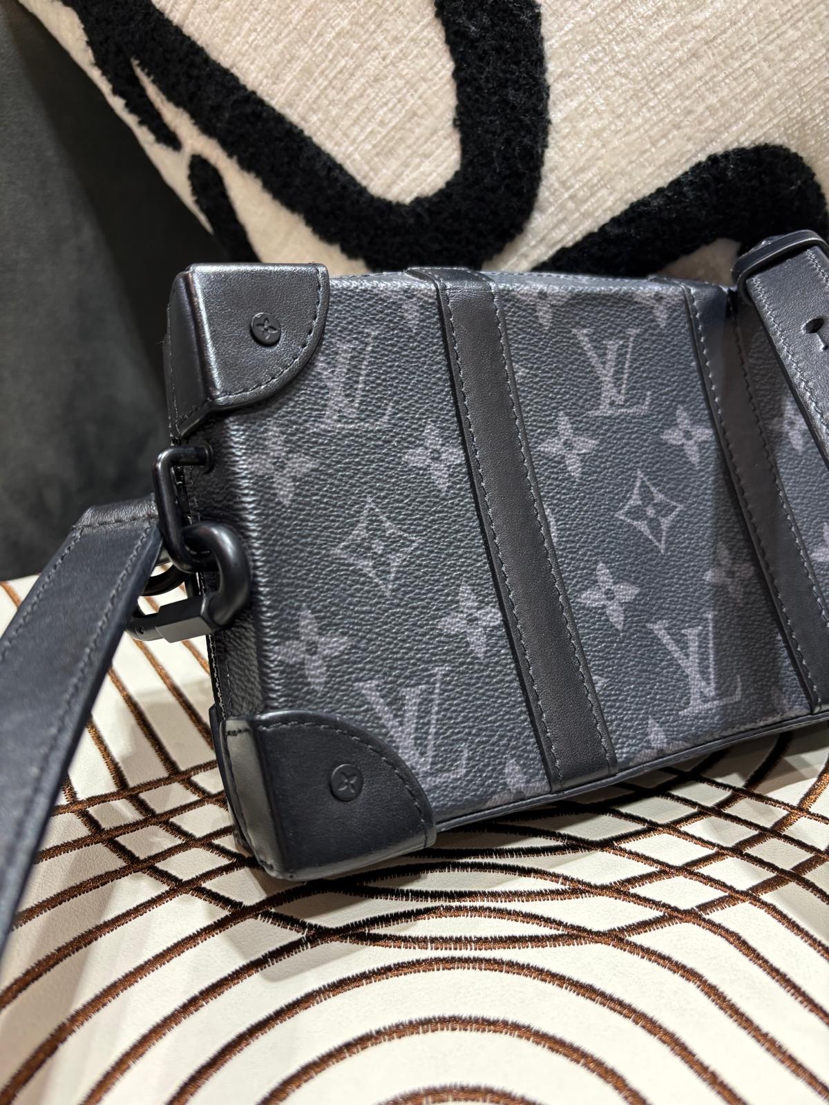 Louis Vuitton LV Soft Trunk Wallet, M69838 100%Authentic,98%new  ✅dust bag✅box