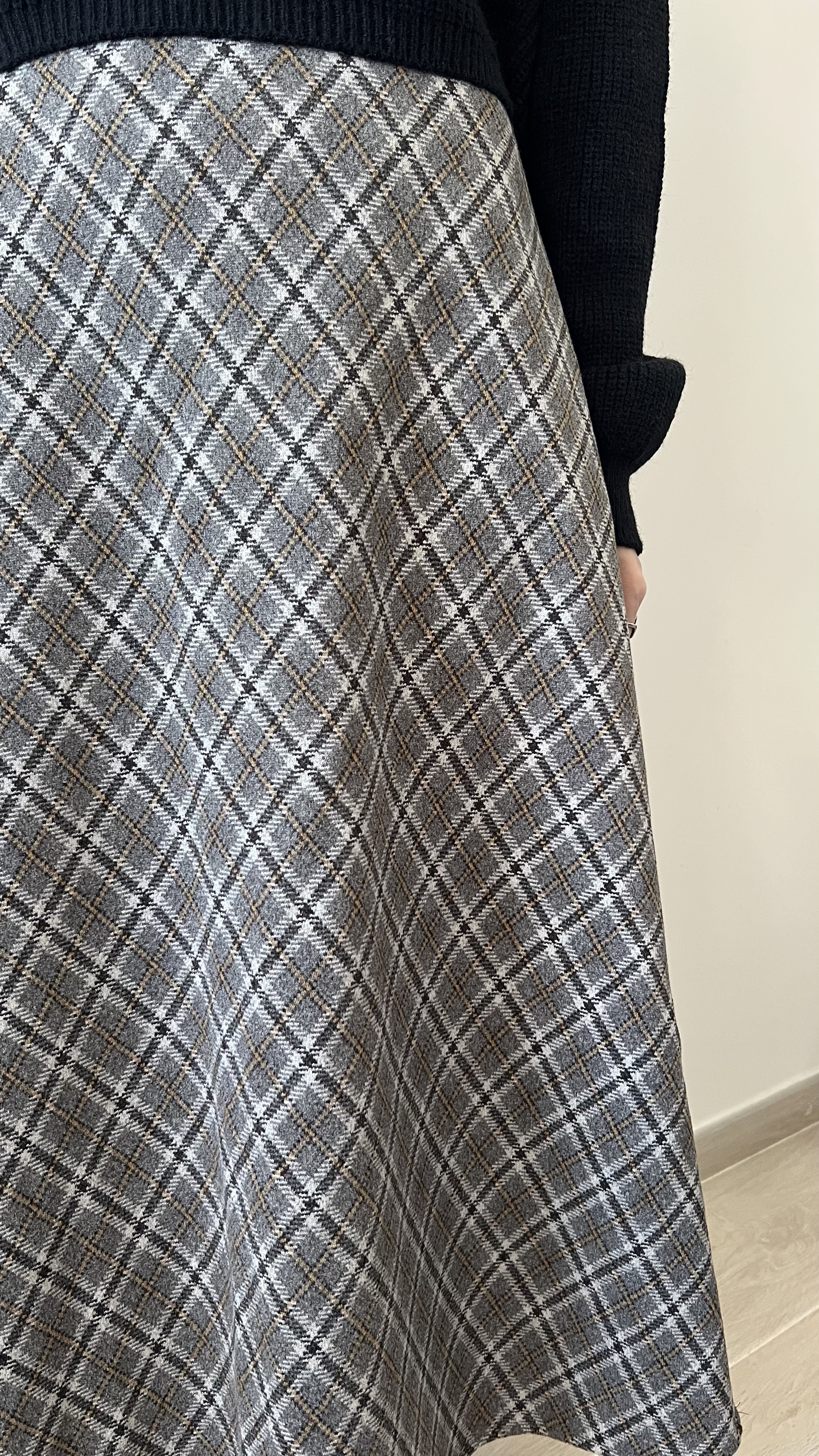 高質秋冬菱形格紋長裙 現貨