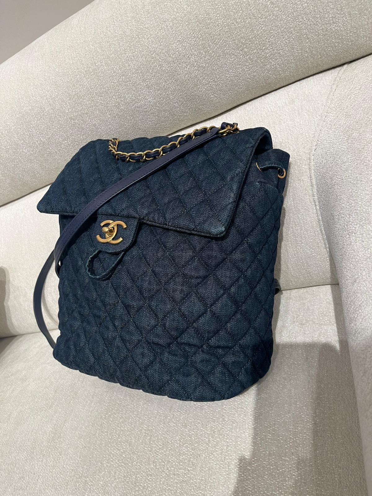 Chanel Classic Backpack Denim 100%Authentic, 95%New ✅貼✅Dust bag