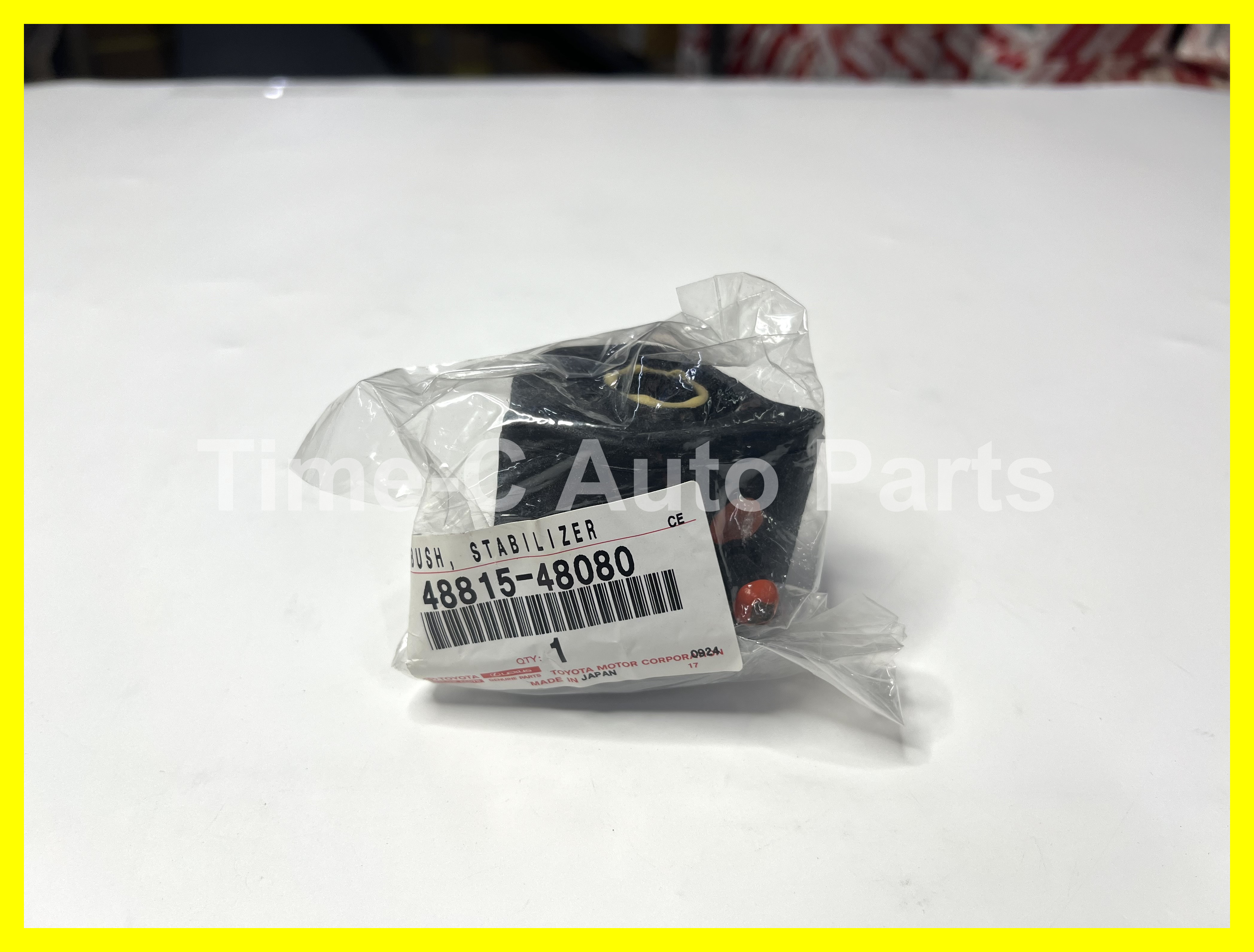 蝦蘇膠(右) 48815-48080 - Toyota Rav4