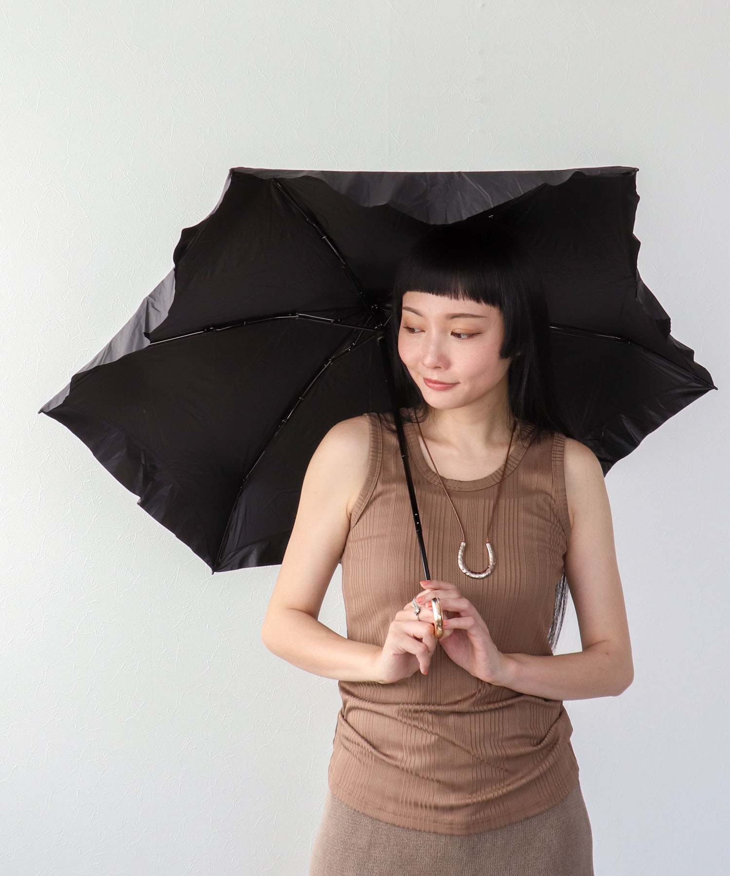 日本直送 [Wpc.] ≪晴天雨天皆宜/遮陽≫緊湊型褶邊四層折疊傘附褶邊，100% 防紫外線