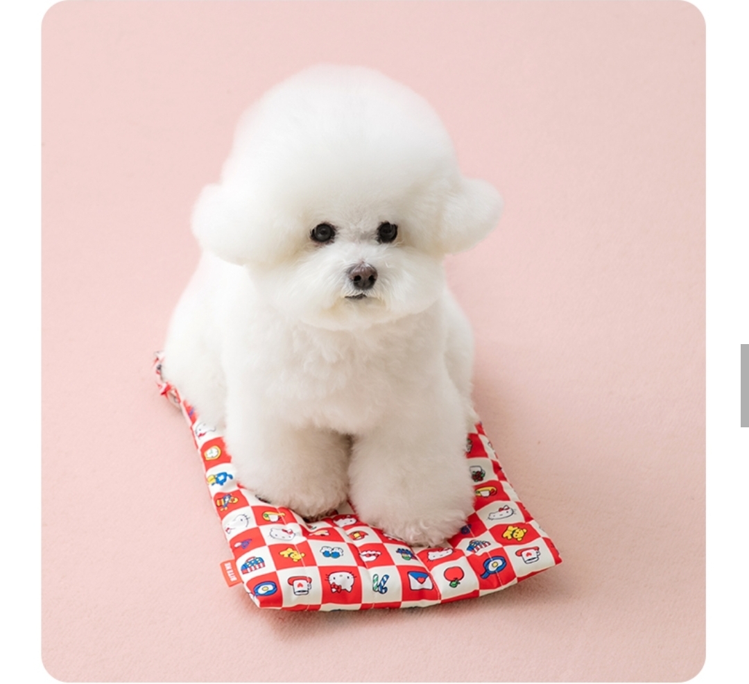 Bite Me × Hello Kitty Cooling Pouch