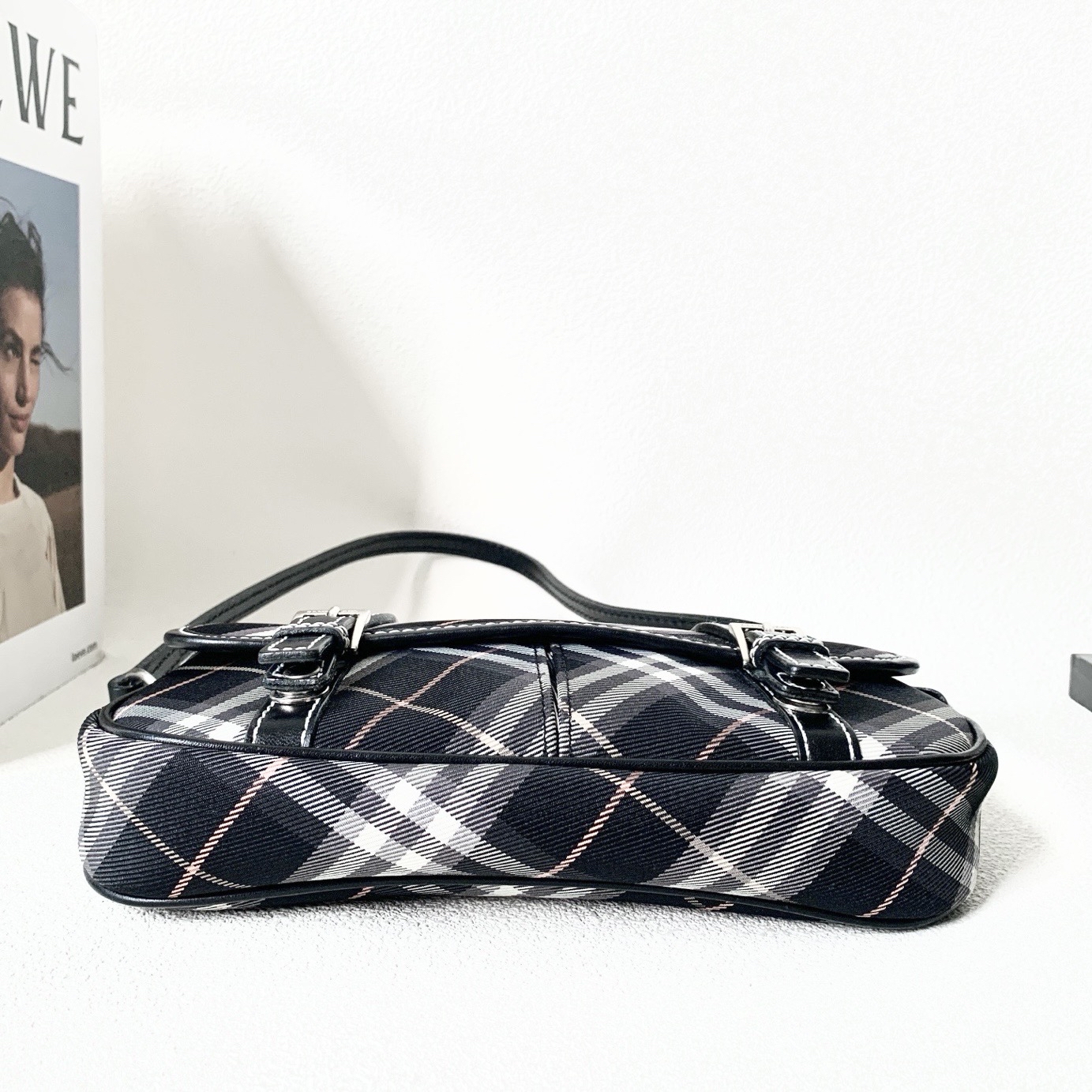 【預訂貨品】Burberry黑白格紋法棍包