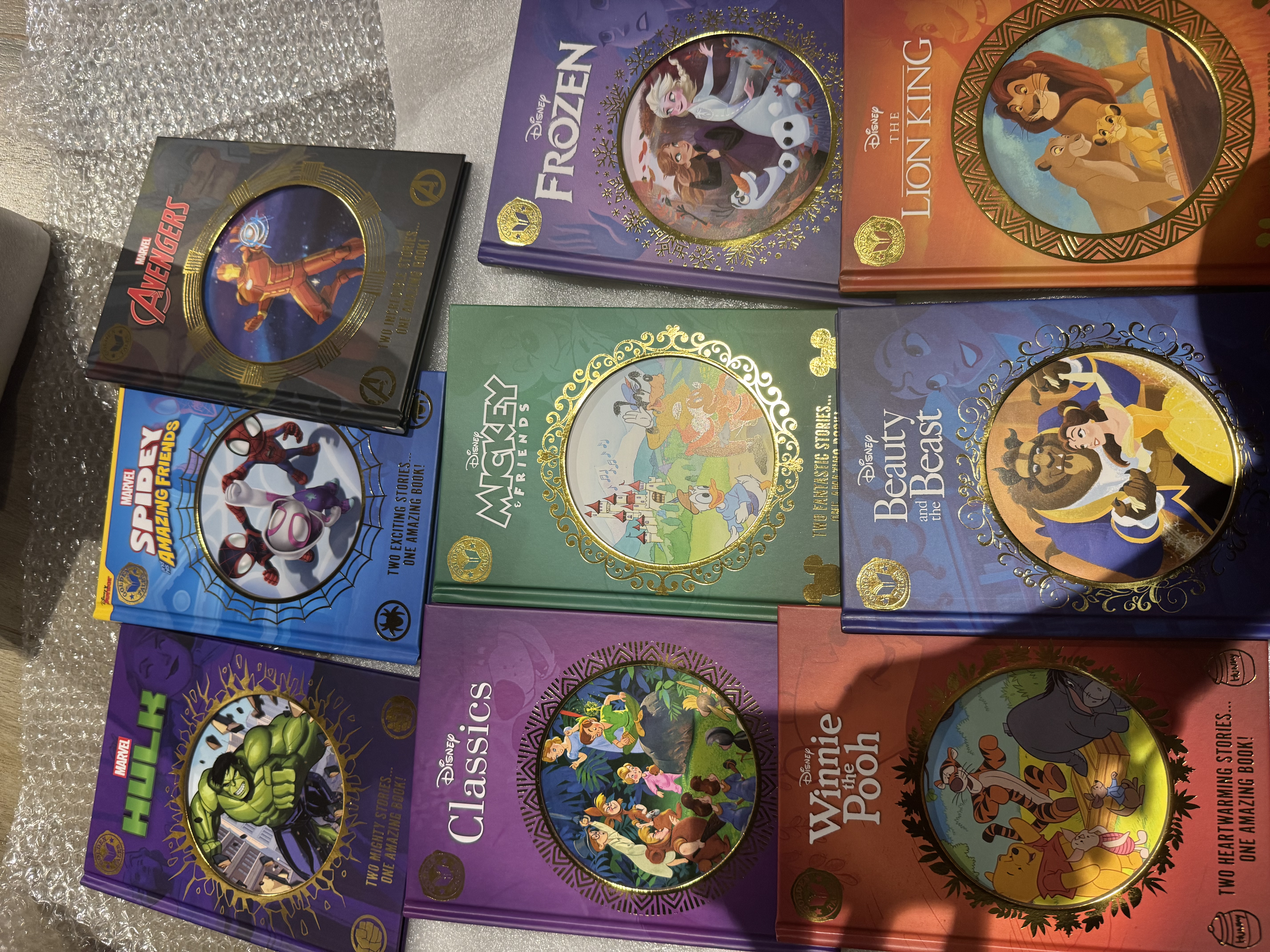 Disney golden classic story set ($60 per book) (board cover) 
