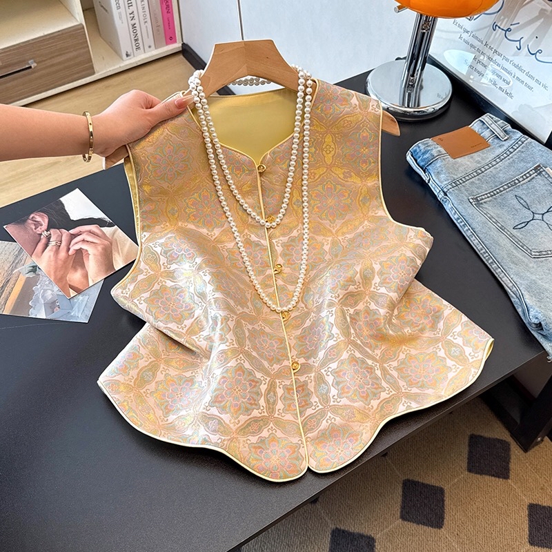 B101(0193) 新中式国潮圈型花重工提花前排珠子波浪下摆粉马甲上衣