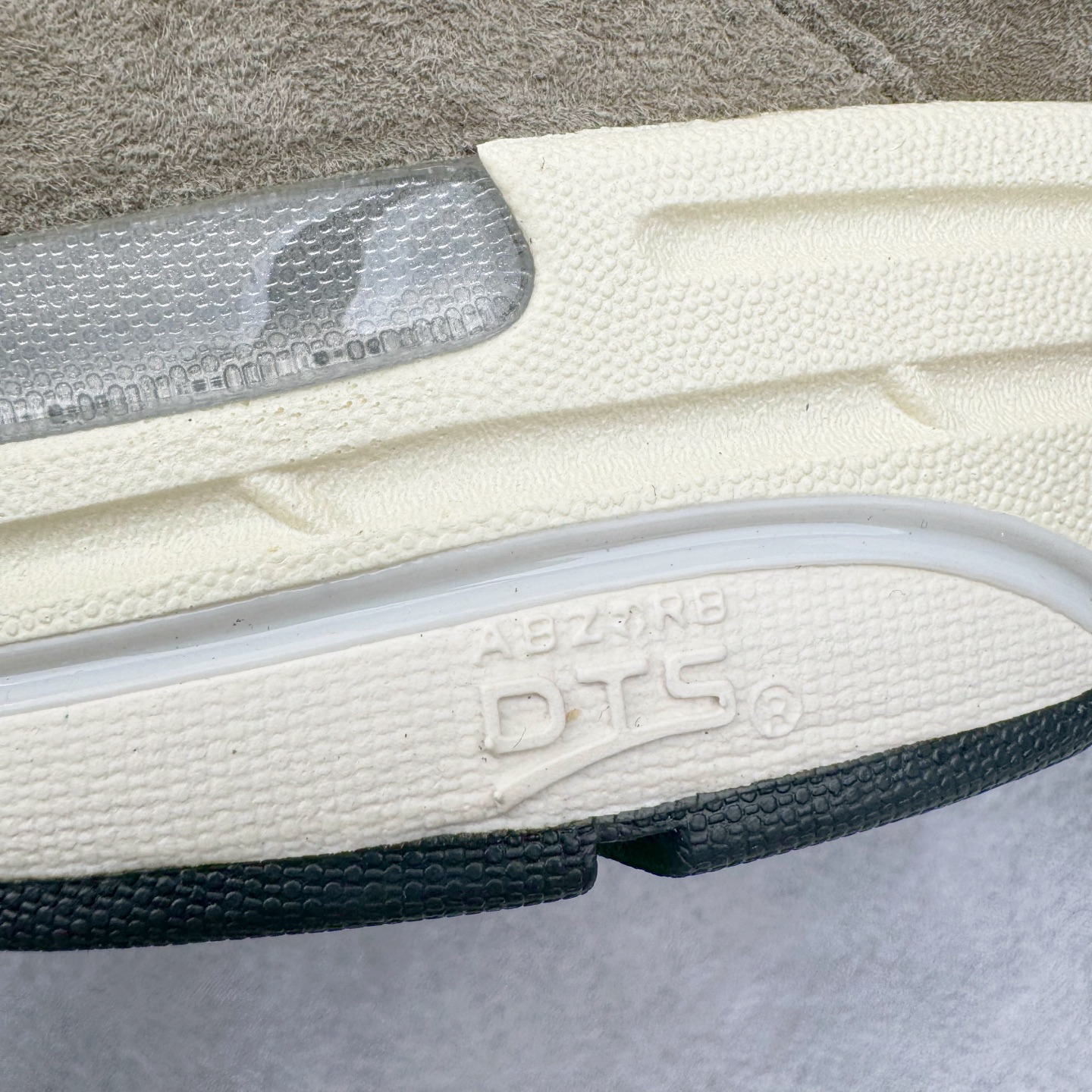 JJJJound x New Balance 993 M993JJ