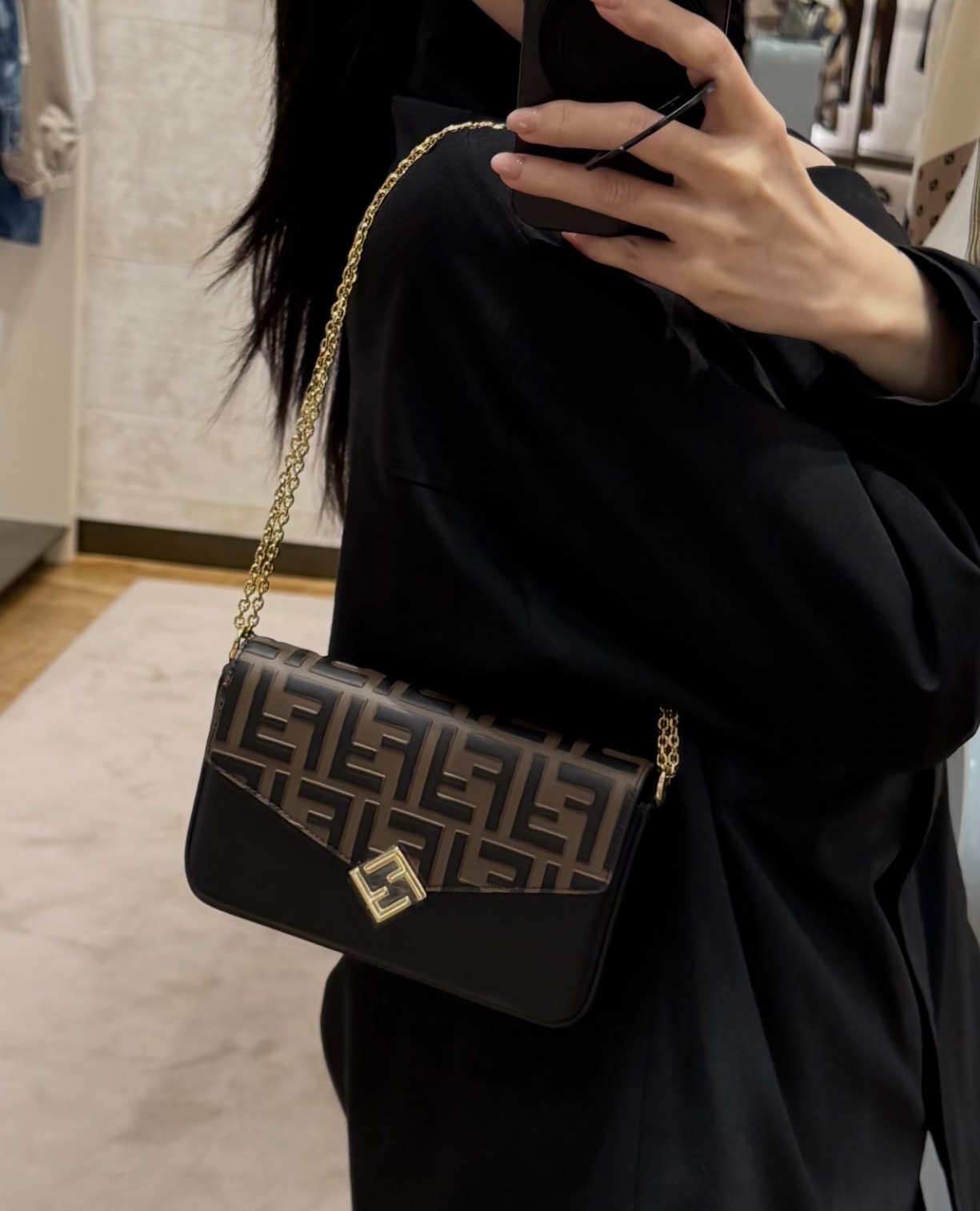 現貨🍒 Fendi 新款 性價比超高拼皮 WOC Size 18x11x3cm