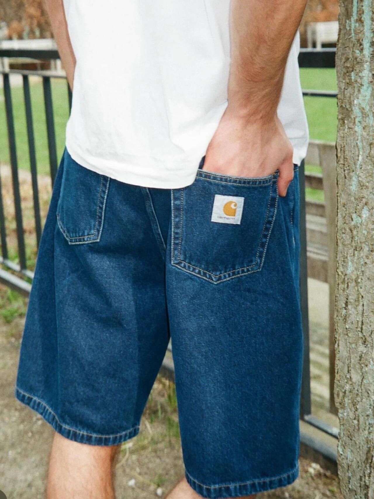 Carhartt WIP 口袋方標直筒牛仔短褲