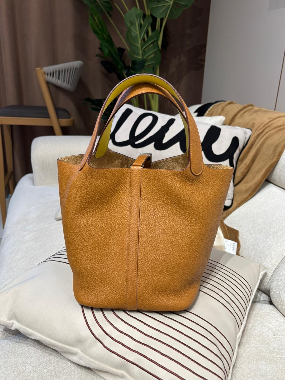 Hermes Picotin 22,STAMP Y 芝麻色銀扣 100%Authentic ,unused ✅key lock✅dust bag✅box 