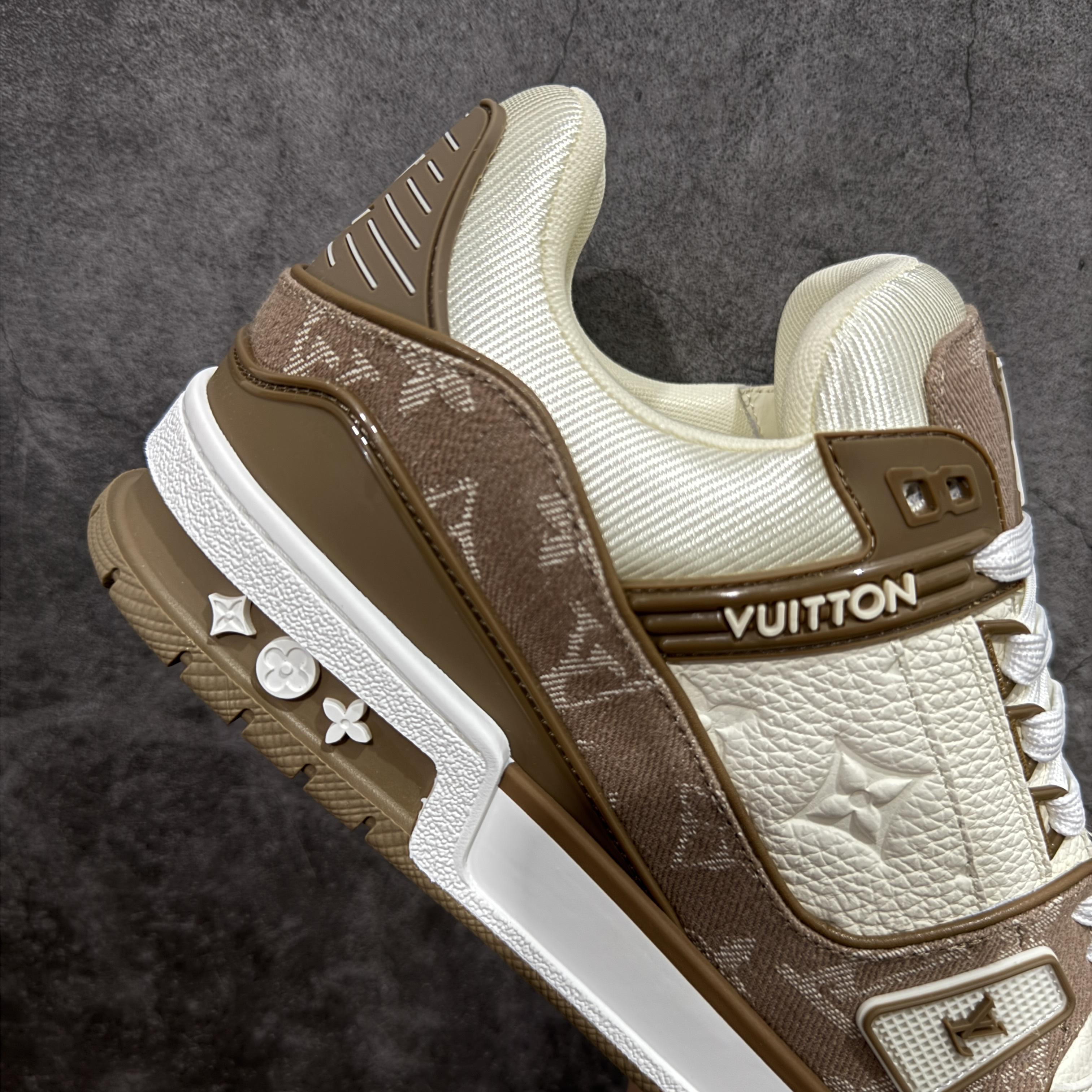 Louis Vuitton LV Trainer 