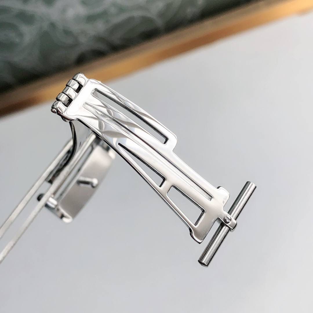 全新升级ap原装表扣。深度打磨，完美还原ZP🚀💯