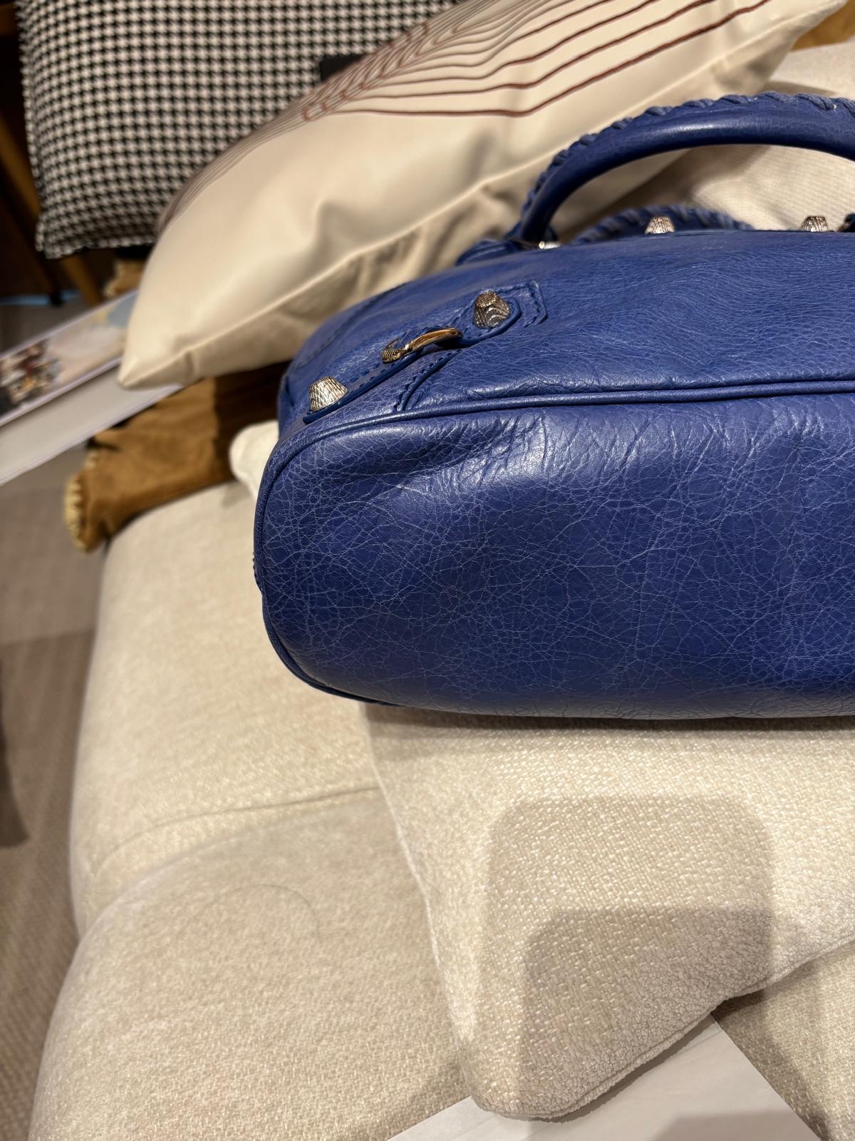 Balenciaga The Gaint City handbag 303281 Calfskin 100%Authentic, 98%New ✅mirror ✅Booklet✅Dust bag