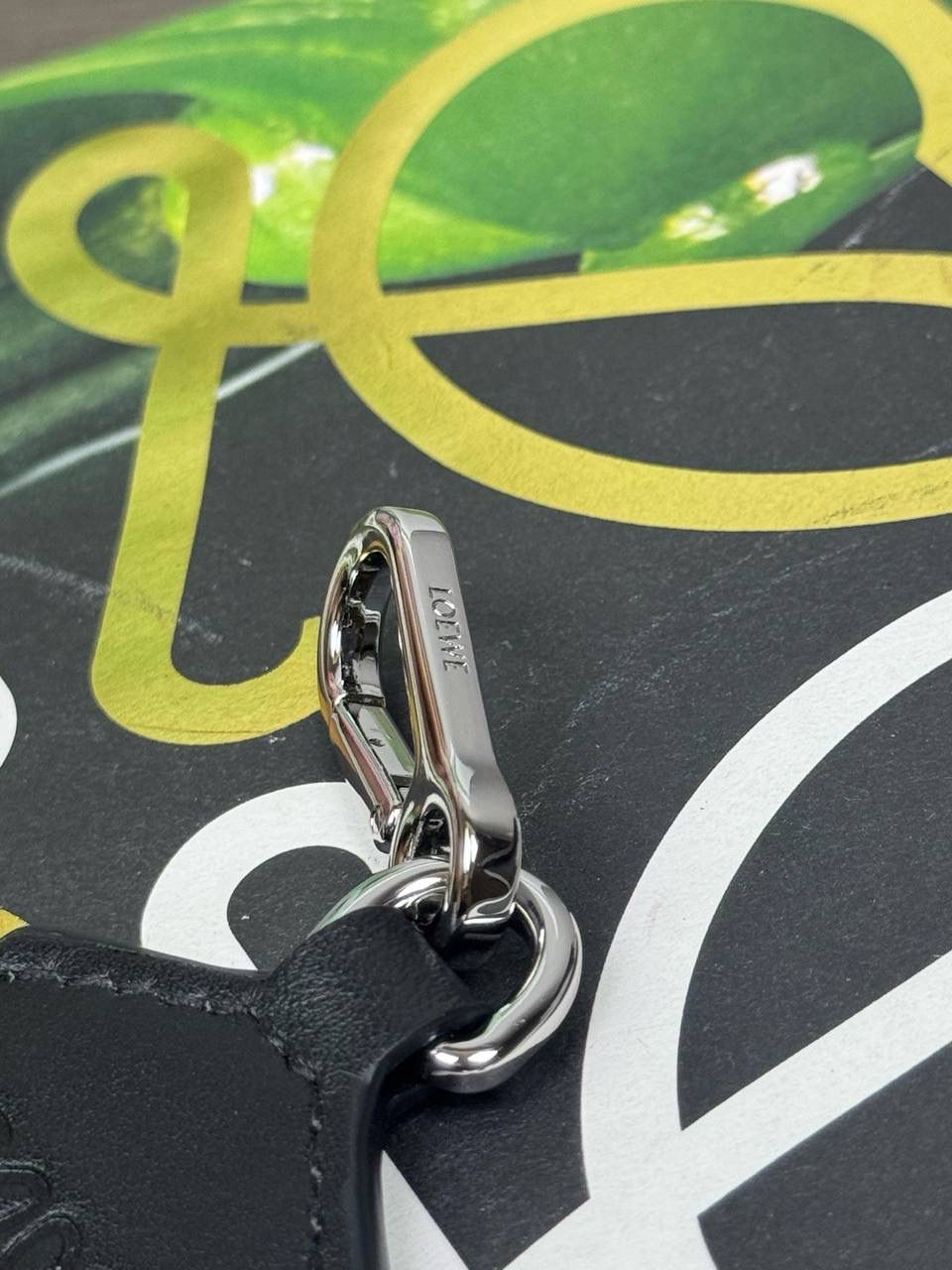 👉🏻升级版肩带【墨白】✅ 𝐀𝐧𝐚𝐠𝐫𝐚𝐦 刺绣肩带「墨白」 👈 全新升级上线♻️ （长度可调节） 编码：182323