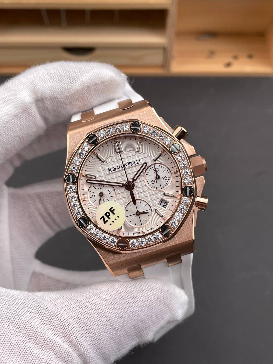 🚀皇家橡树26231 玫金白盘/37mm/7750机💯