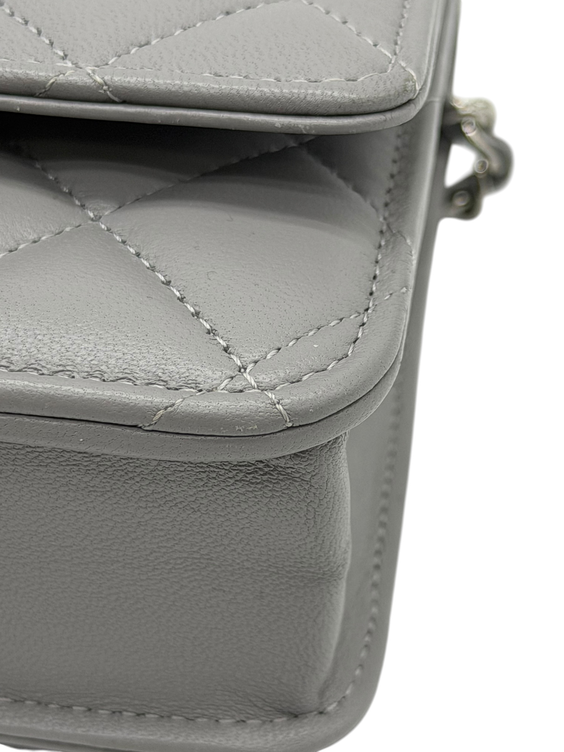 Pre-Owned CHANEL Wallet On Chain / Product Code: 26060101