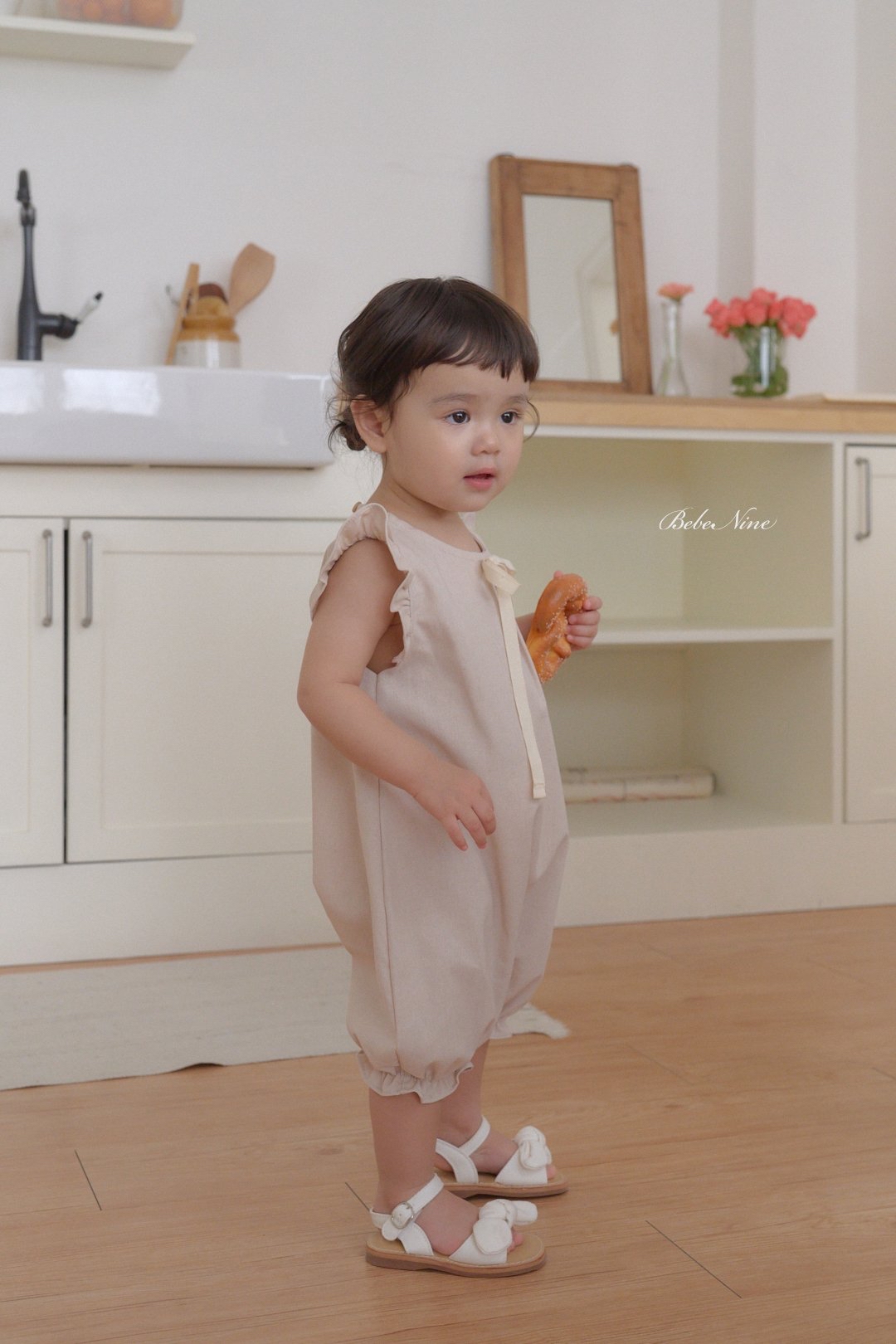 ☀️預訂 韓國直送☀️🇰🇷Bebenine兩色絲帶荷葉邊背心連身服