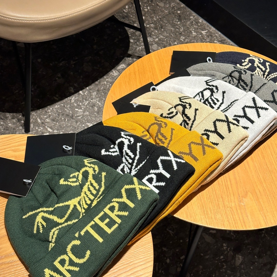 【現貨】ARC'TERYX 羊絨針織卷邊冷帽
