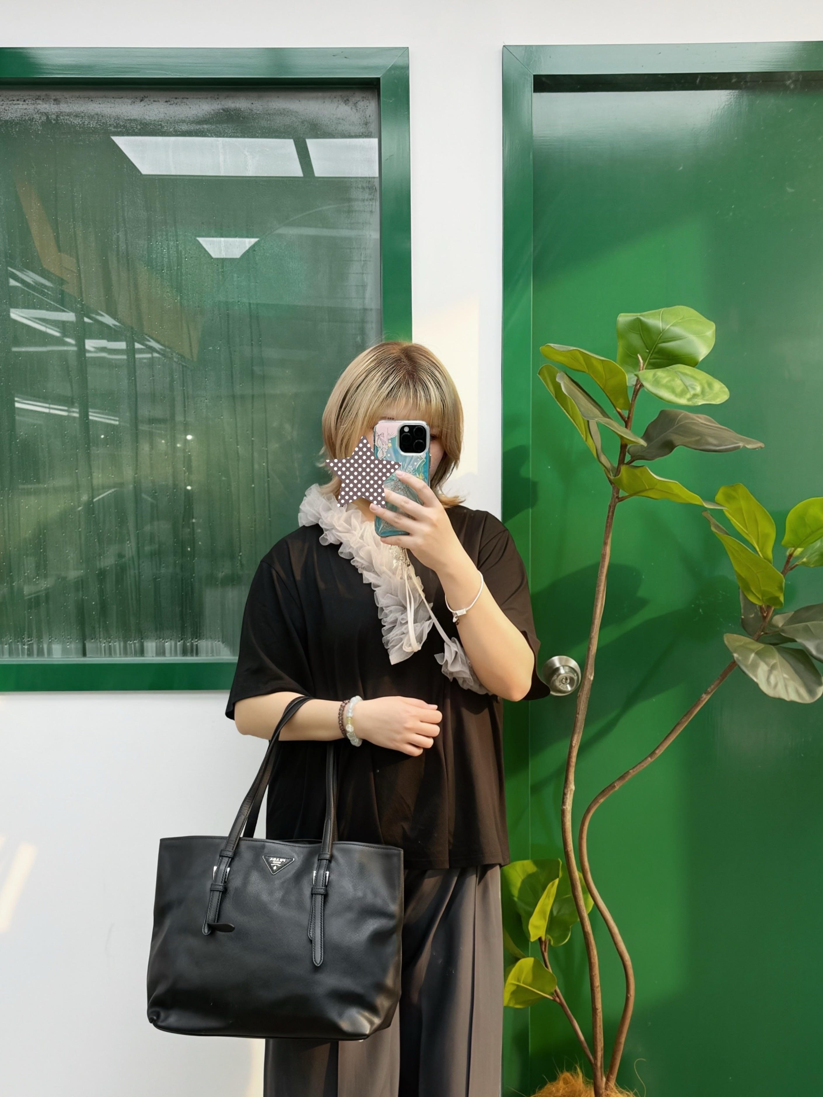 Parda👜 PRE OWNED 🛍️黑色 tote 🖤有塵袋